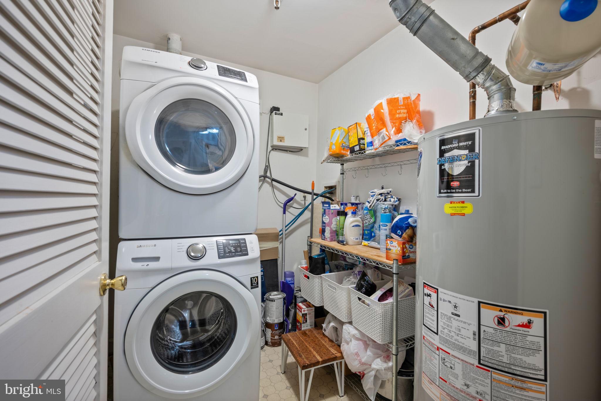 FALLS GABLE - Residential