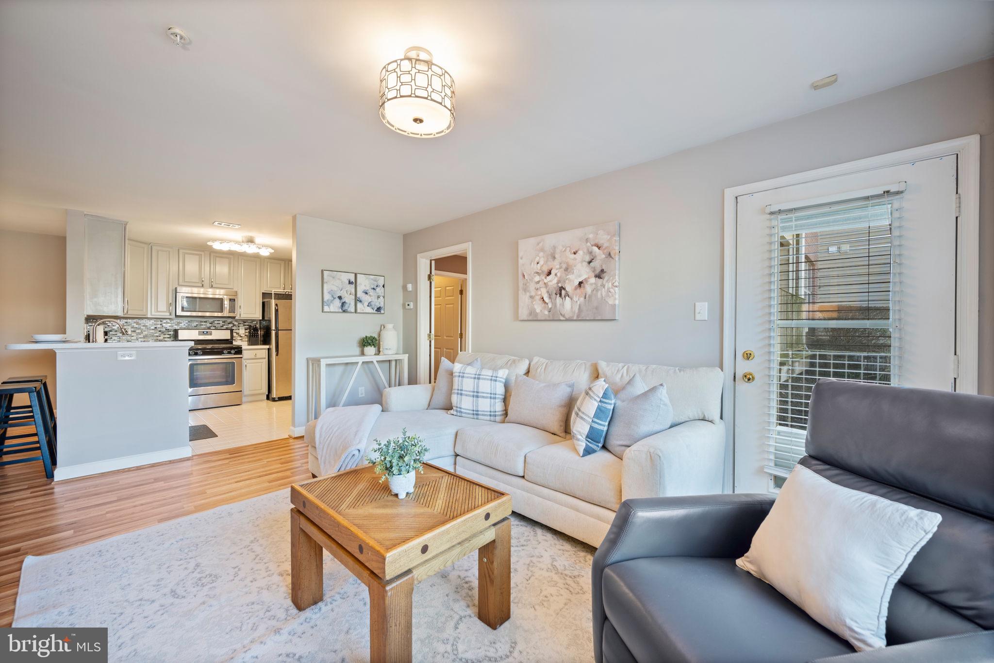 FALLS GABLE - Residential