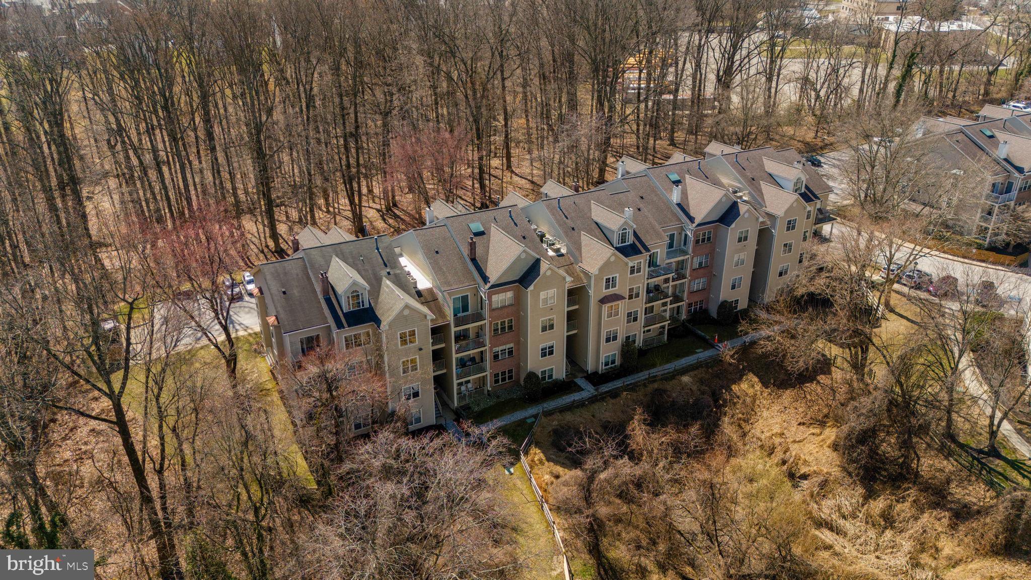 FALLS GABLE - Residential