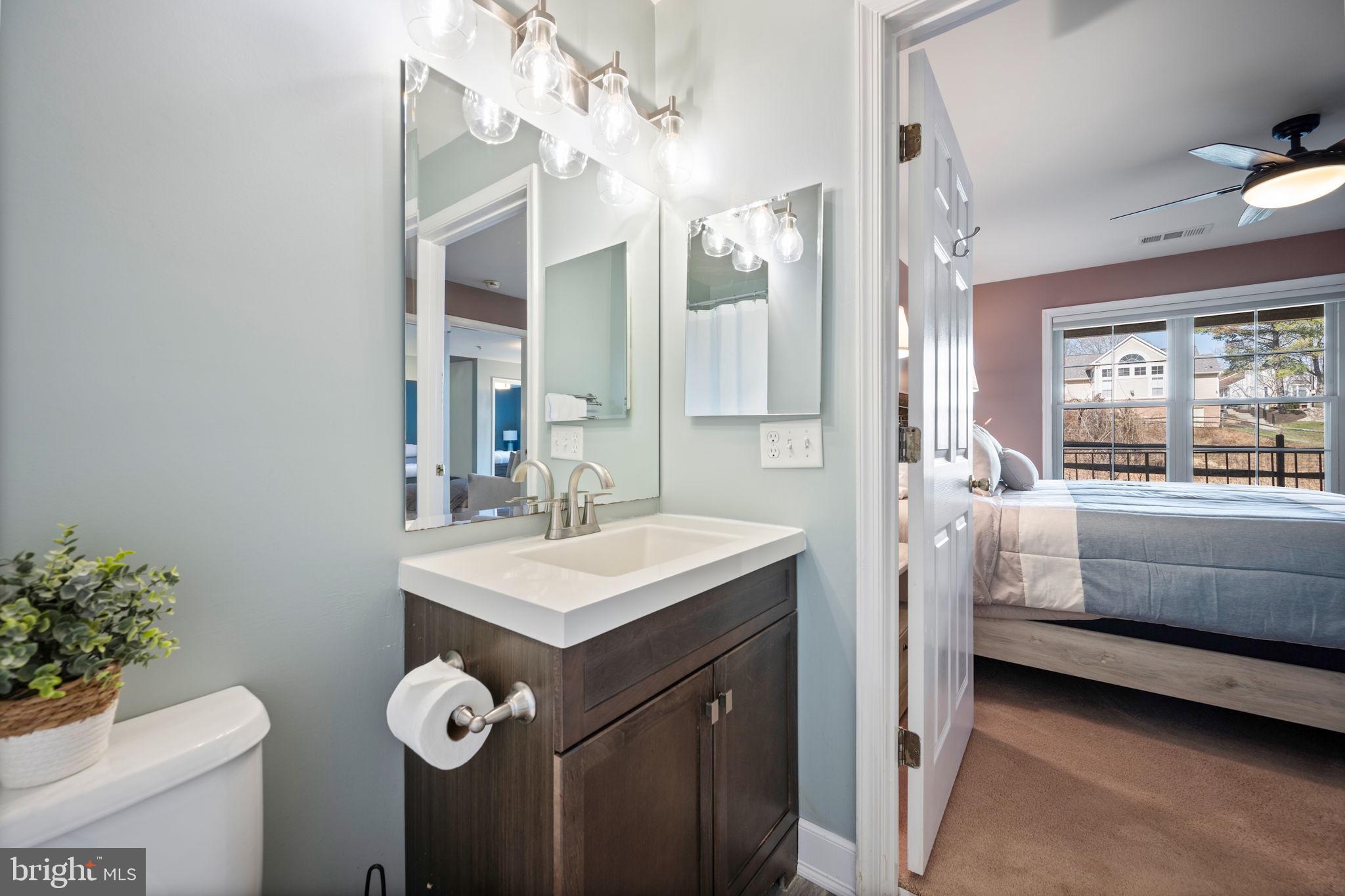 FALLS GABLE - Residential