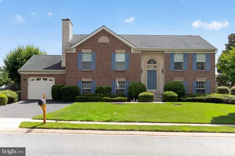 MLS: MDHR2059340