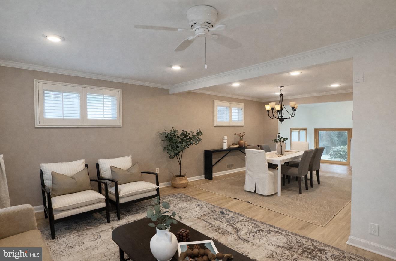 DULANEY VILLAGE - Residential