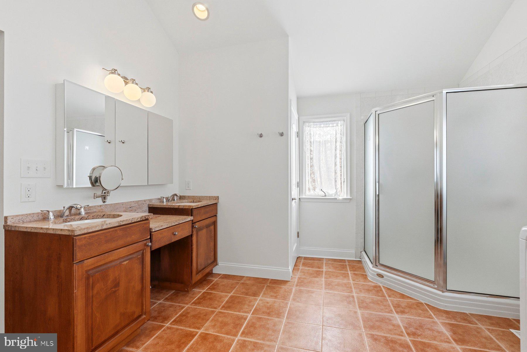 DULANEY VILLAGE - Residential