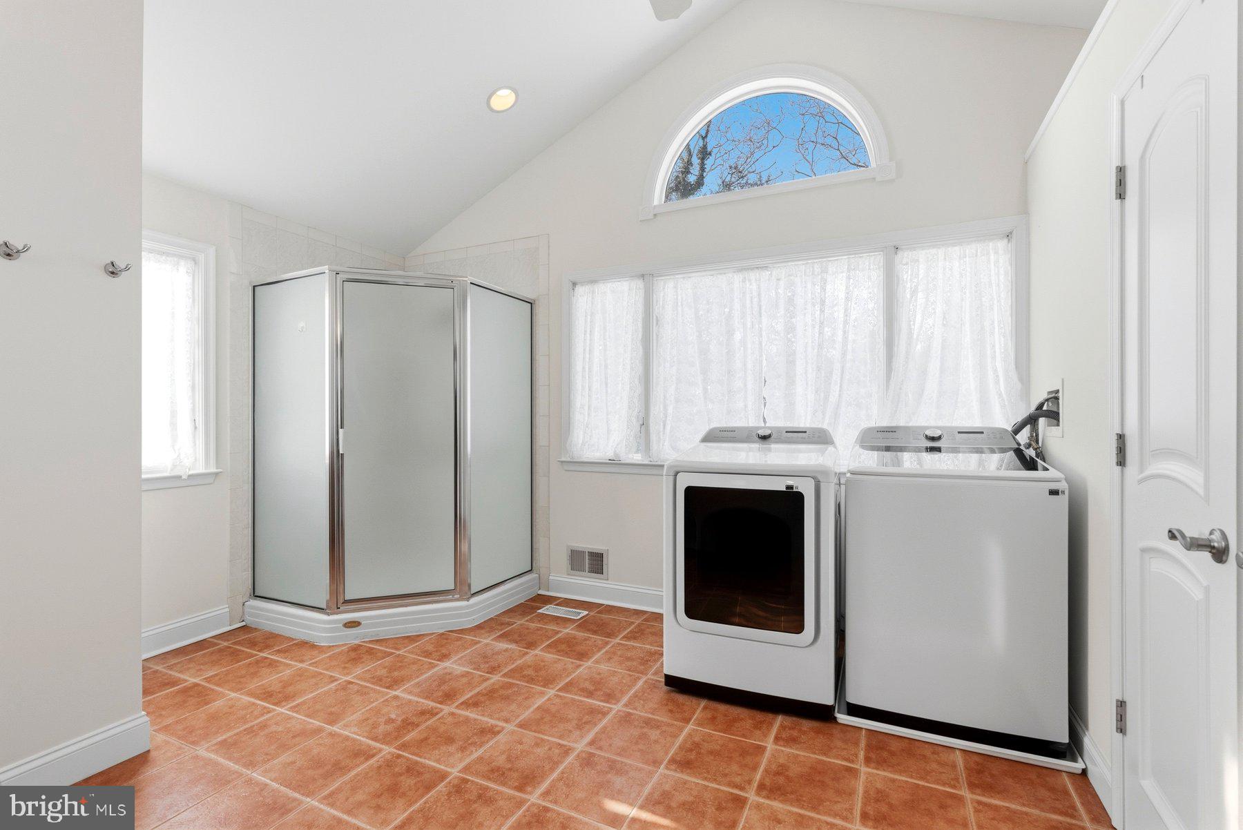 DULANEY VILLAGE - Residential