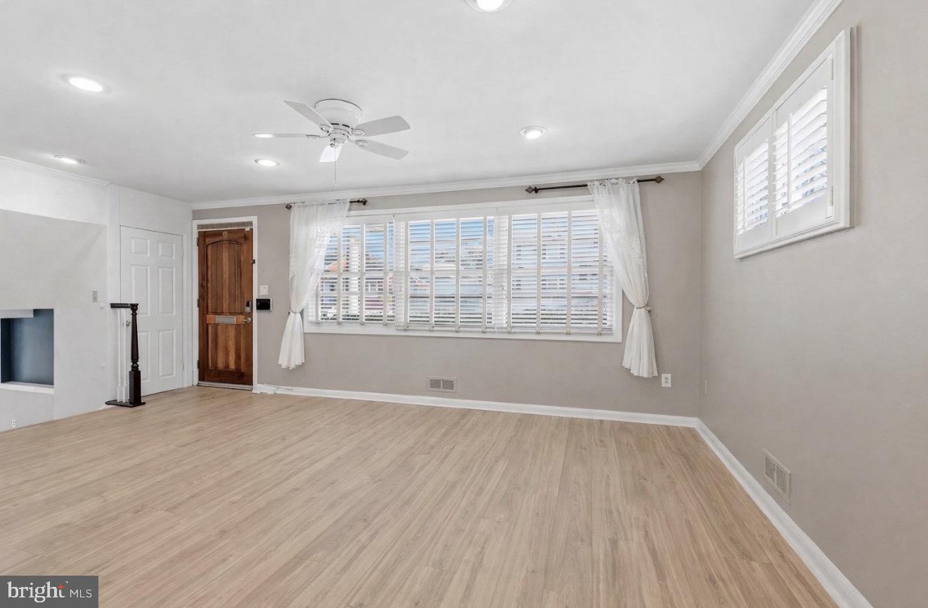 DULANEY VILLAGE - Residential