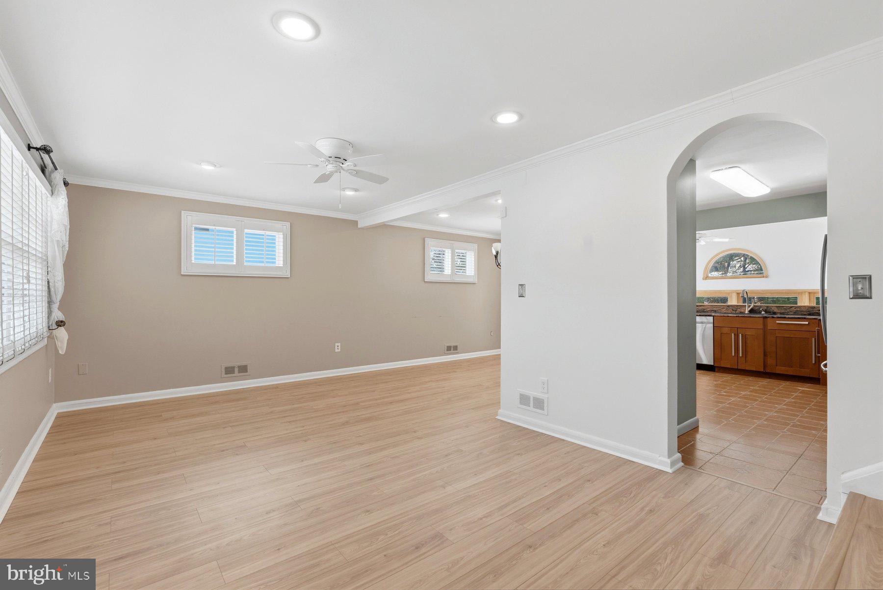 DULANEY VILLAGE - Residential