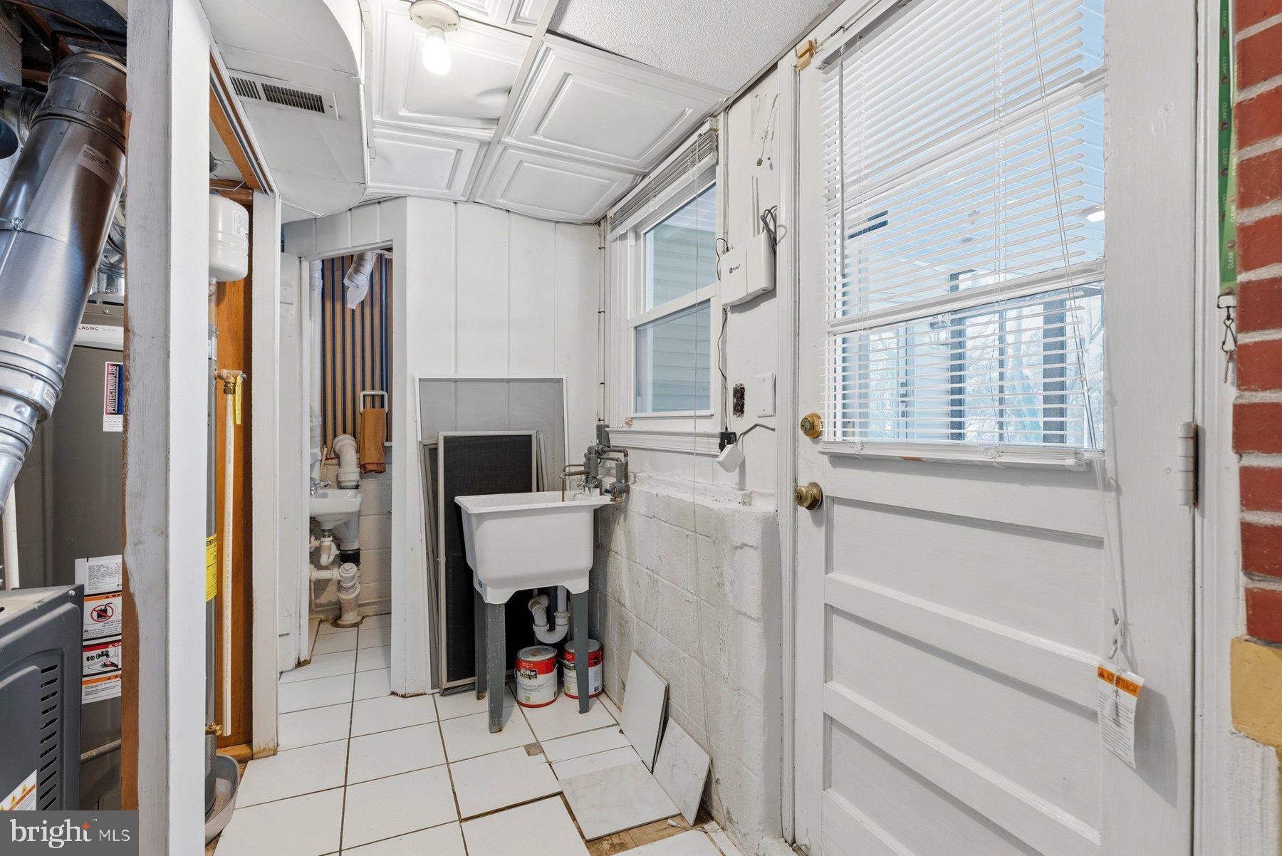 DULANEY VILLAGE - Residential