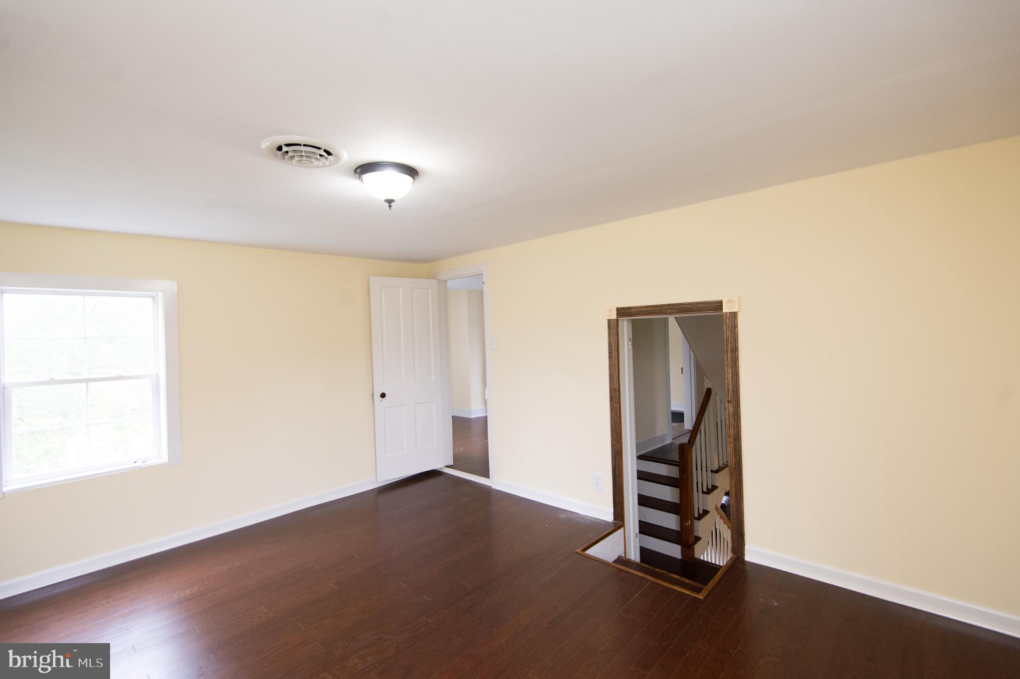 TOWN POINT - Residential