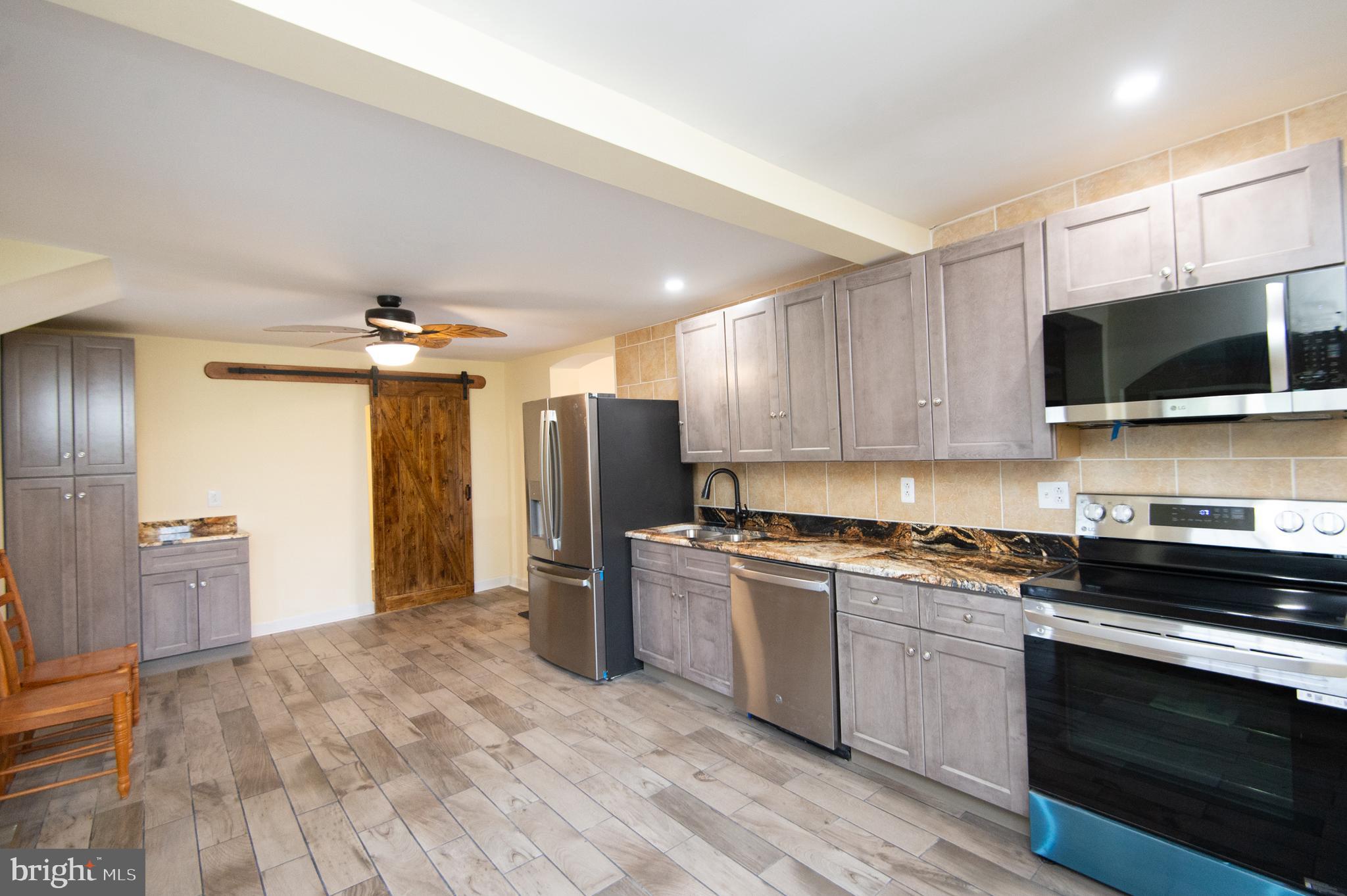 TOWN POINT - Residential