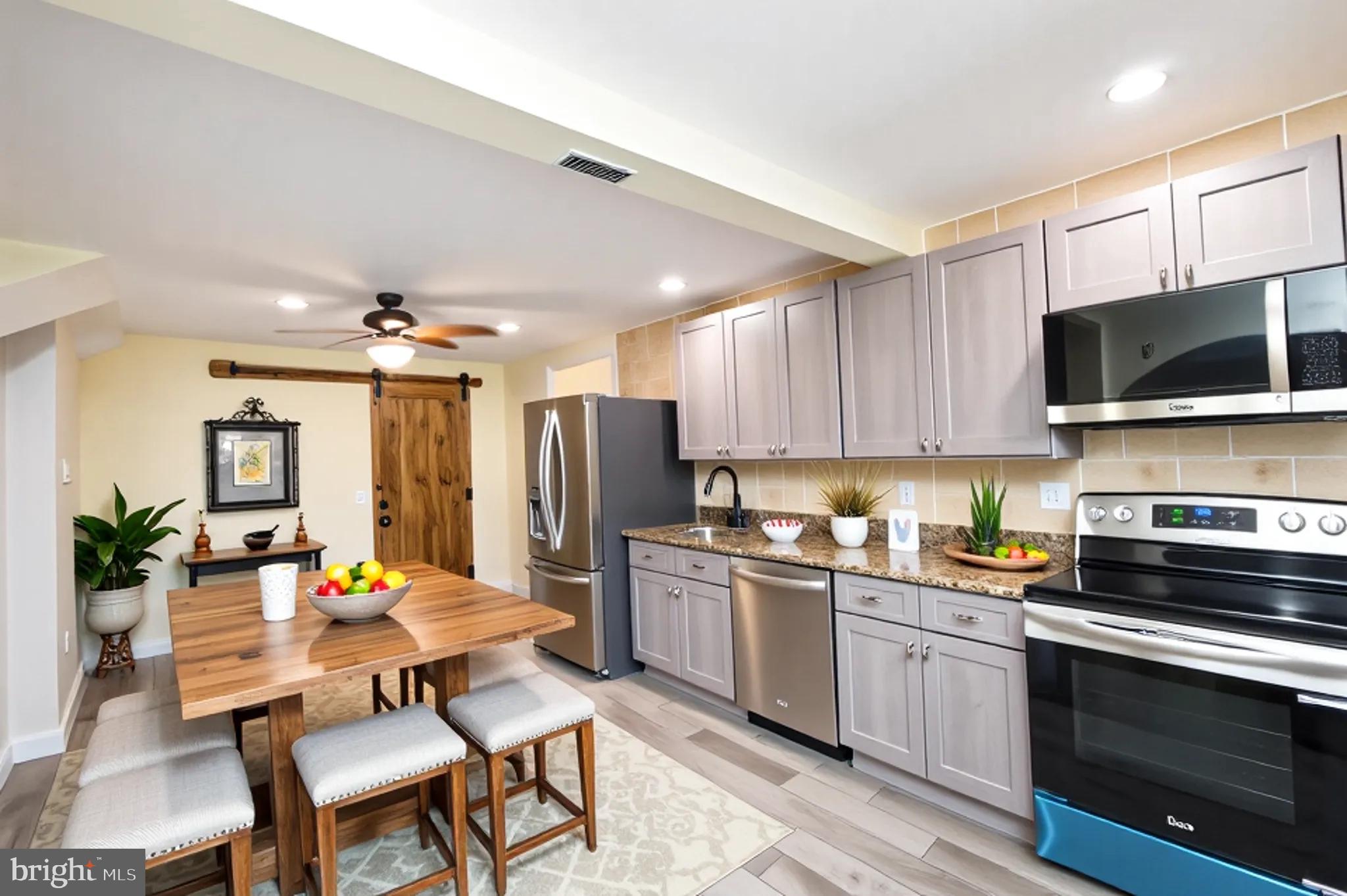 TOWN POINT - Residential