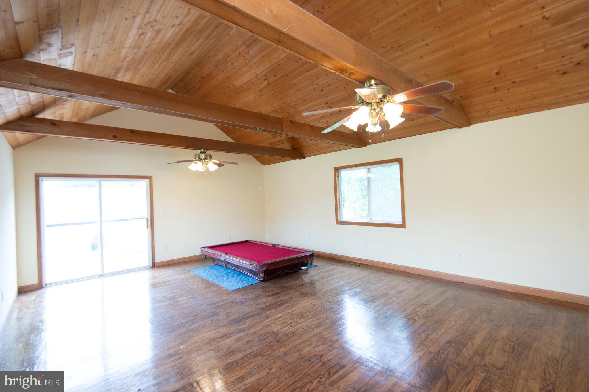 TOWN POINT - Residential