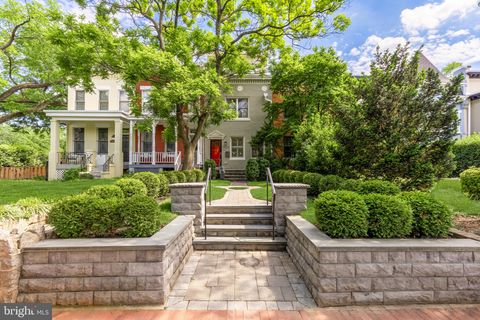 1323 SOUTH CAROLINA AVENUE SE WASHINGTON DC 20003