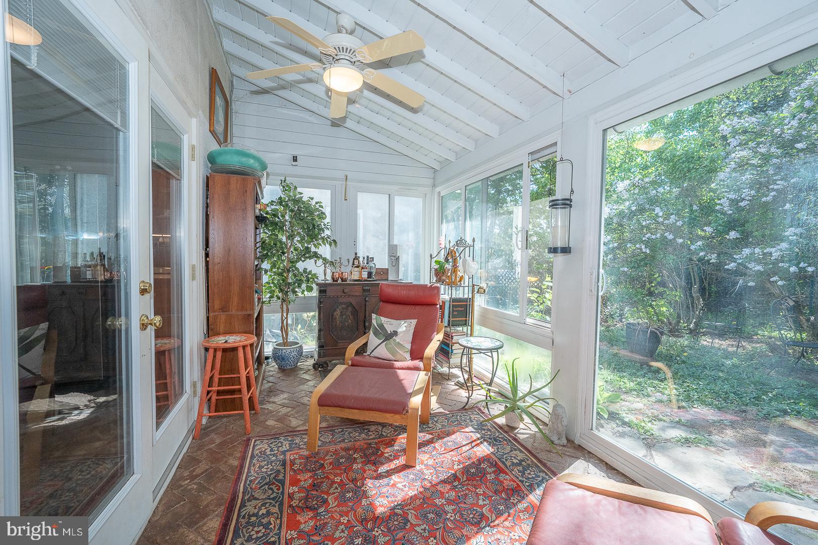 MONTGOMERY HILL - Residential