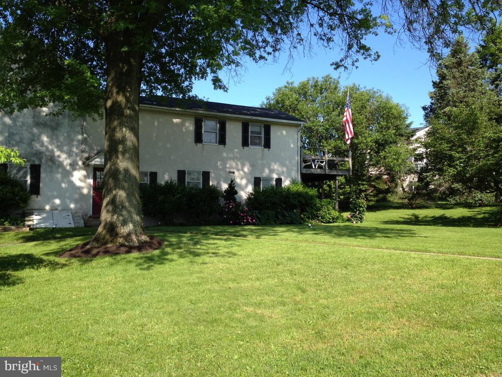 MONTGOMERY HILL - Residential