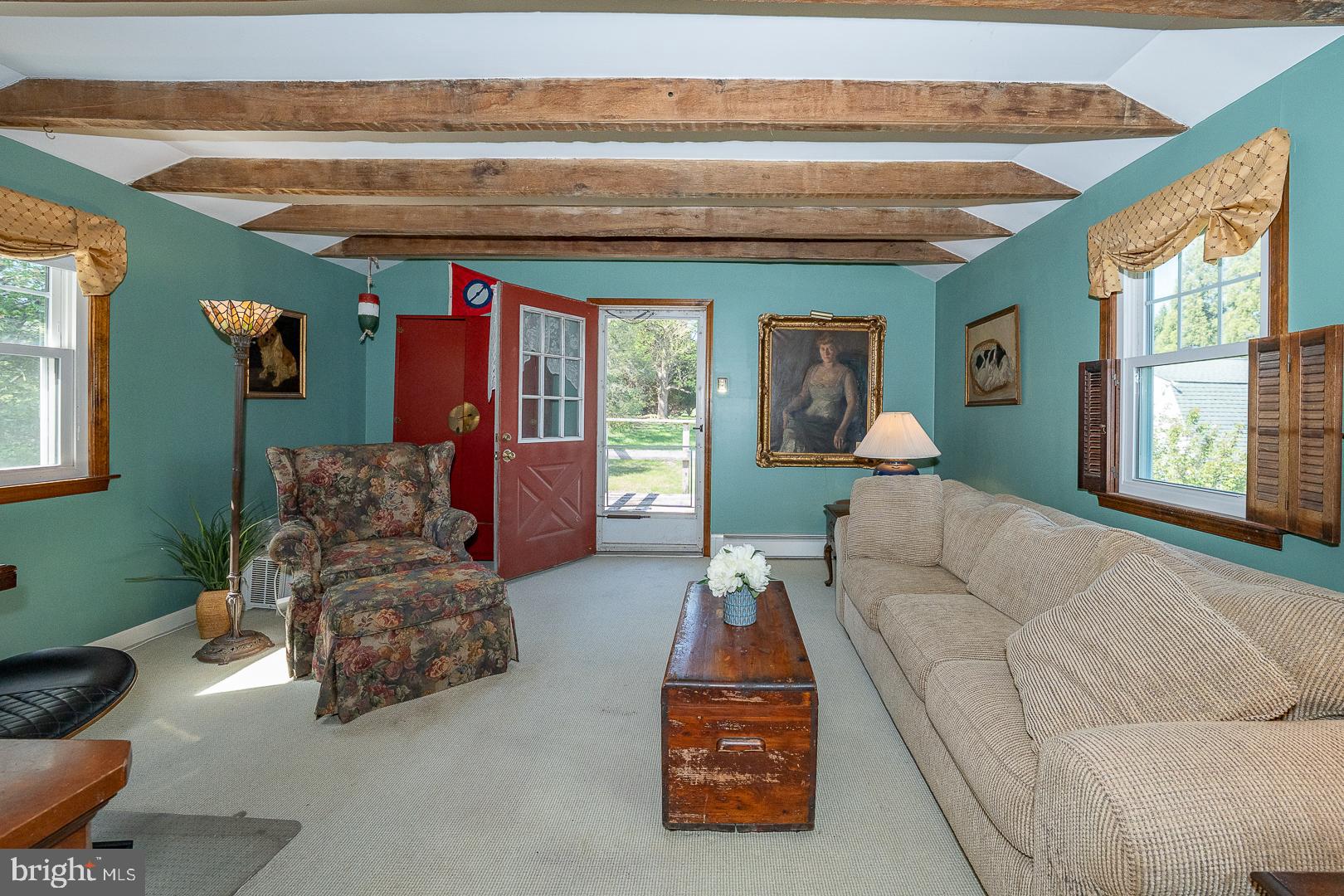 MONTGOMERY HILL - Residential