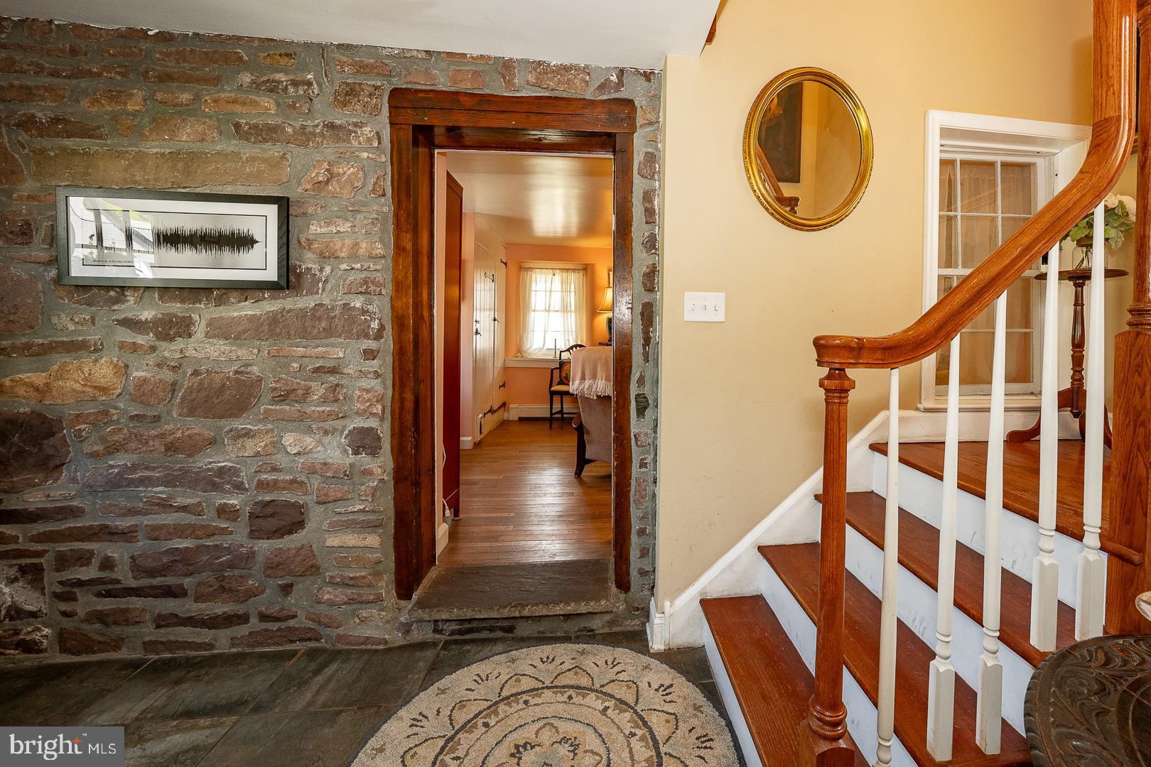 MONTGOMERY HILL - Residential