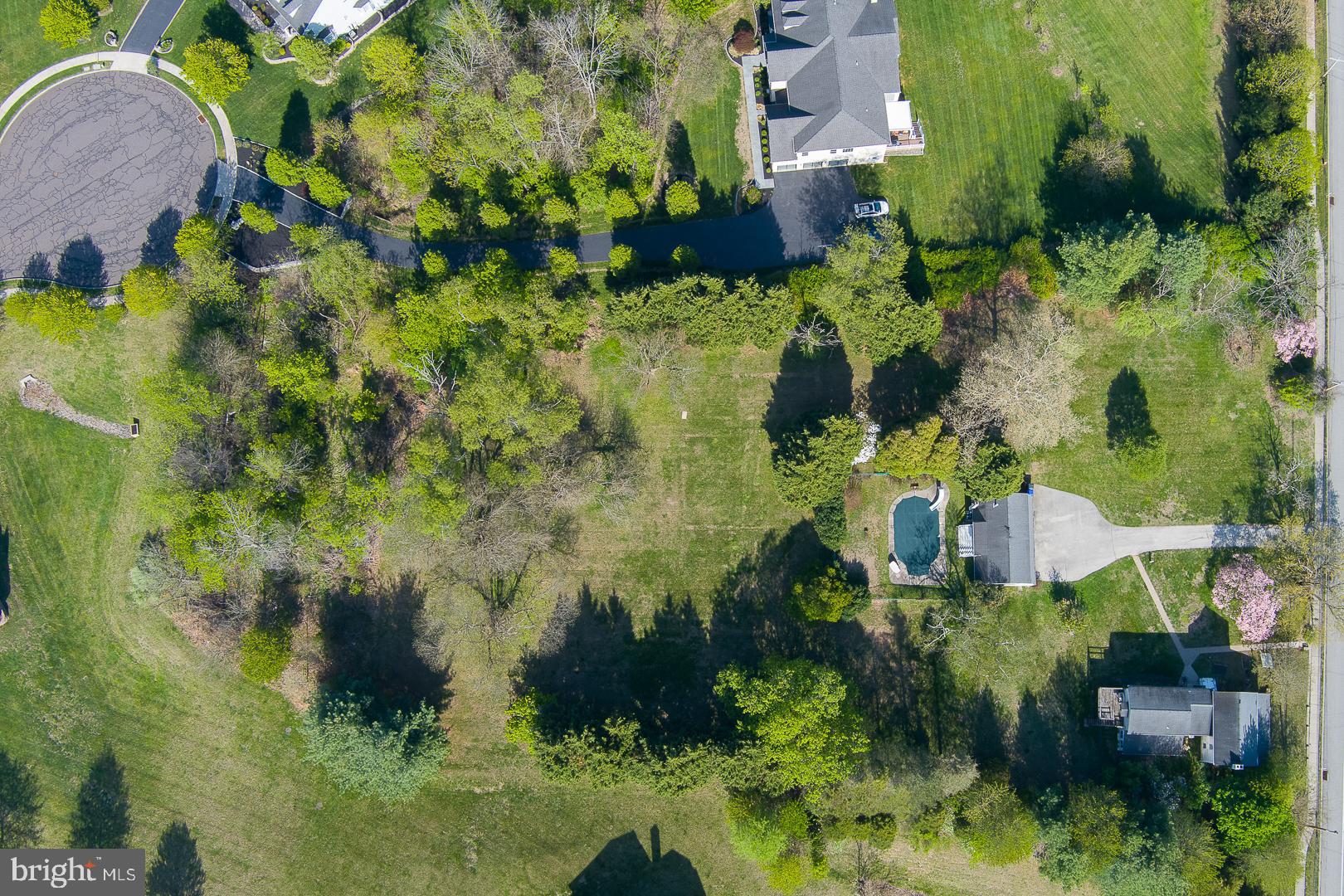 MONTGOMERY HILL - Residential