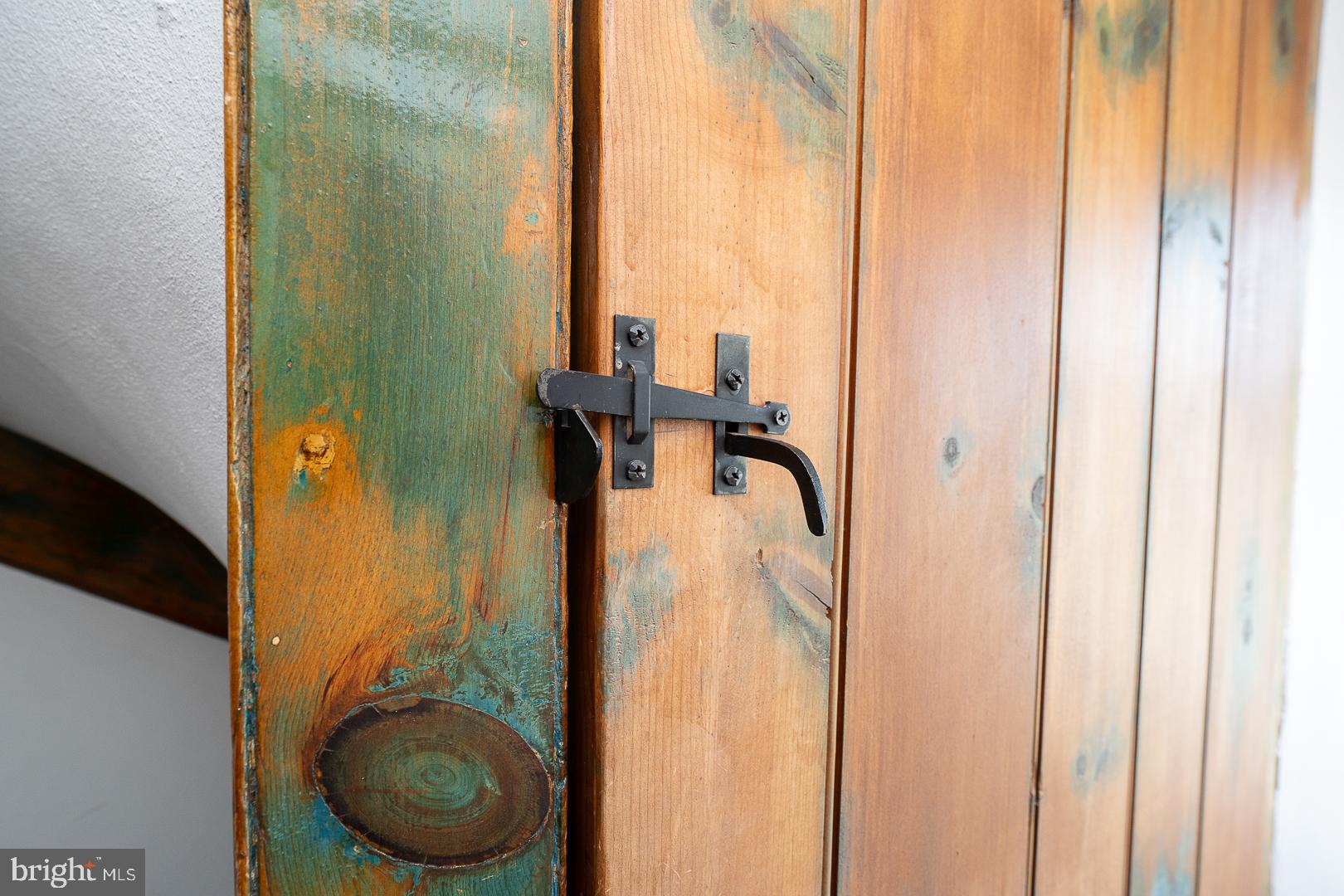 MONTGOMERY HILL - Residential