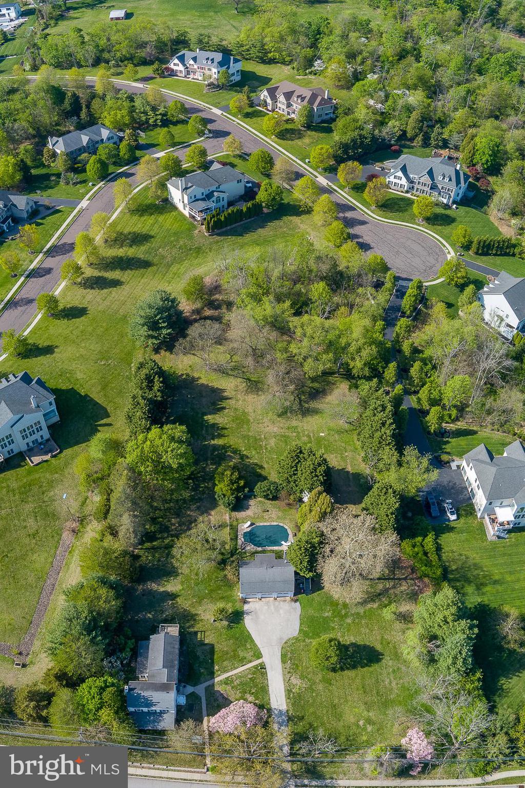 MONTGOMERY HILL - Residential