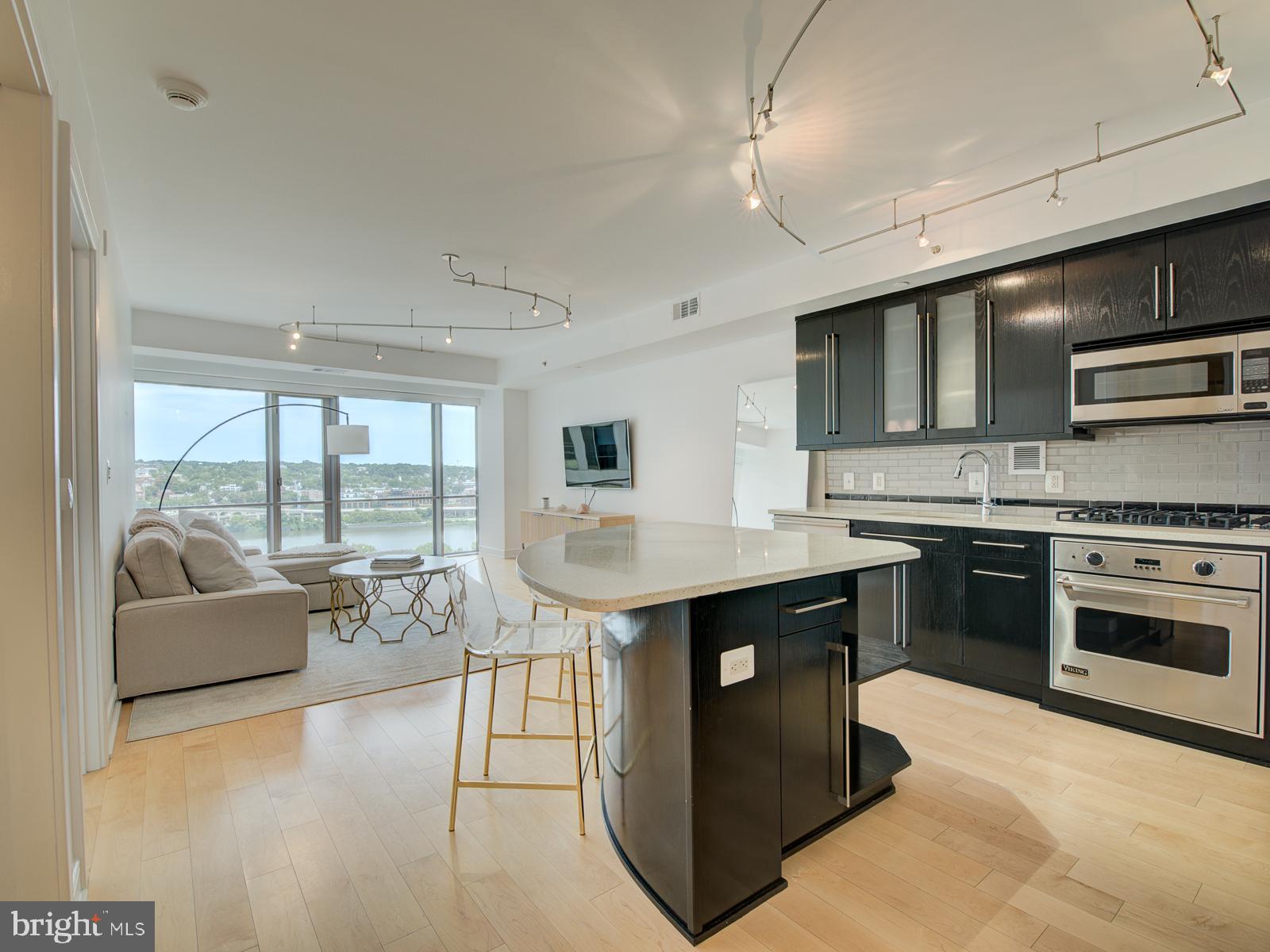 1111 19TH STREET N 1509