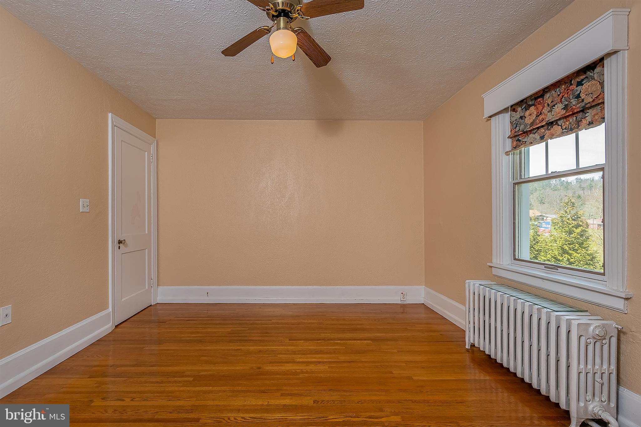 OAKLAND - Residential