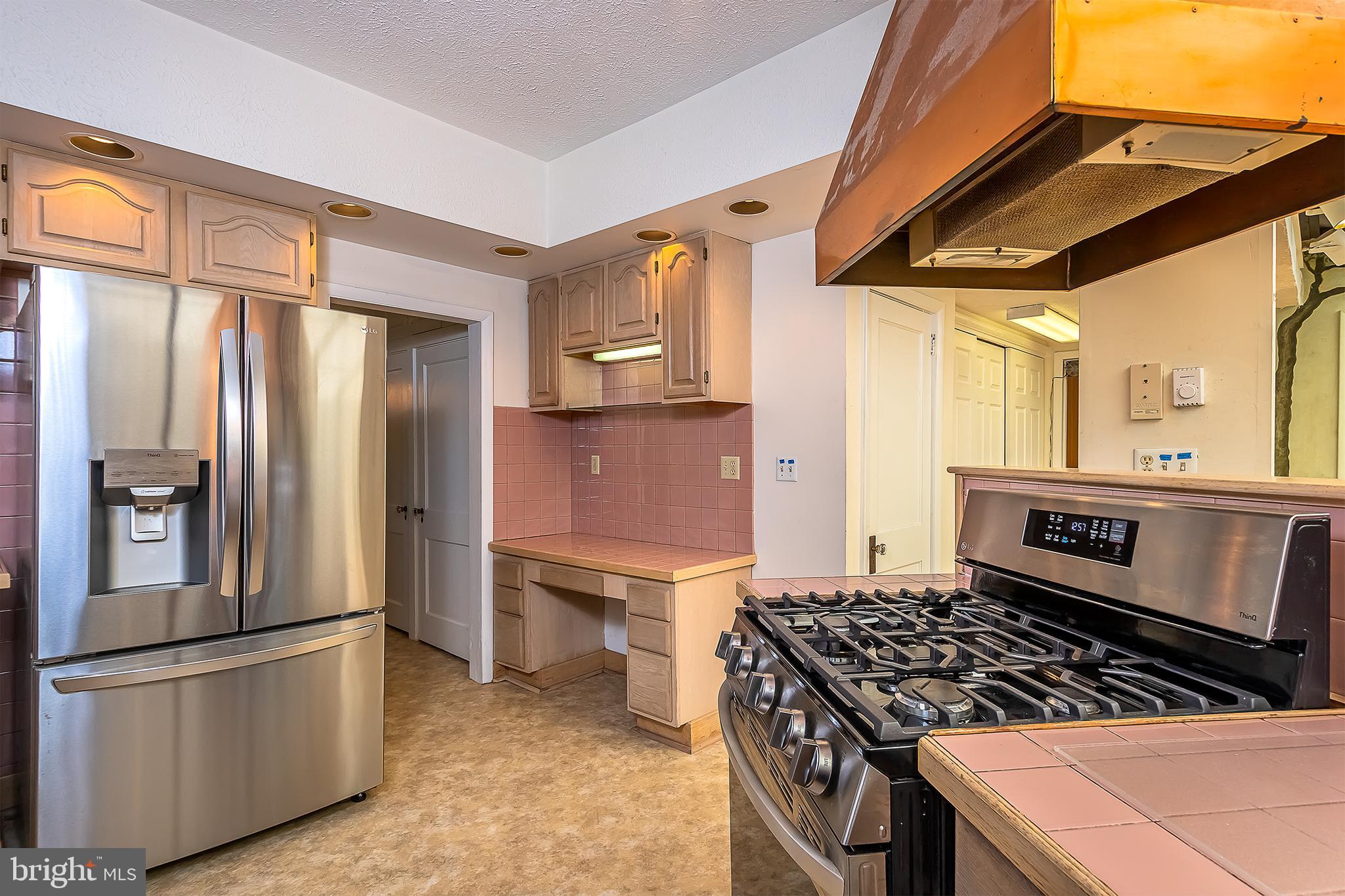 OAKLAND - Residential