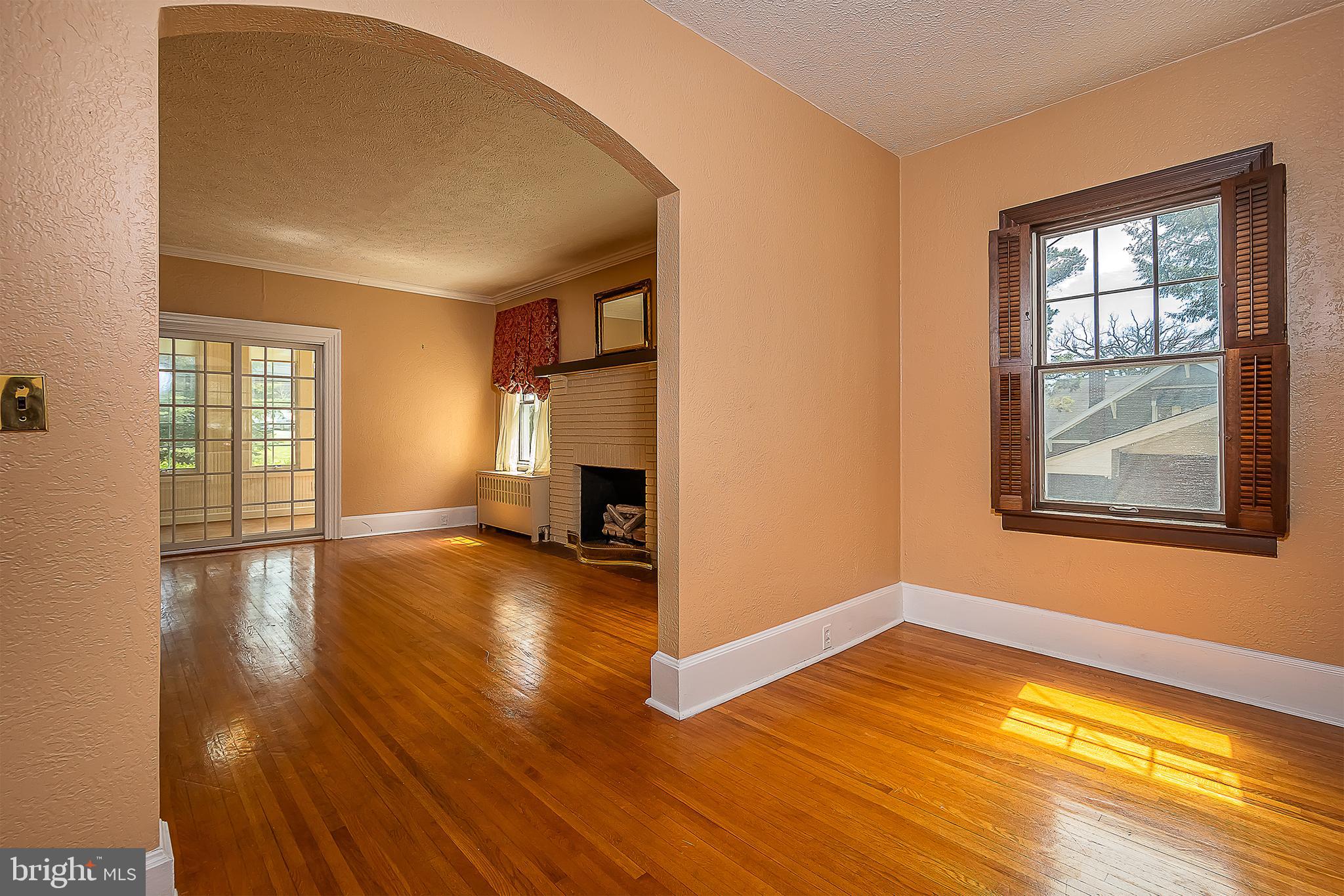 OAKLAND - Residential