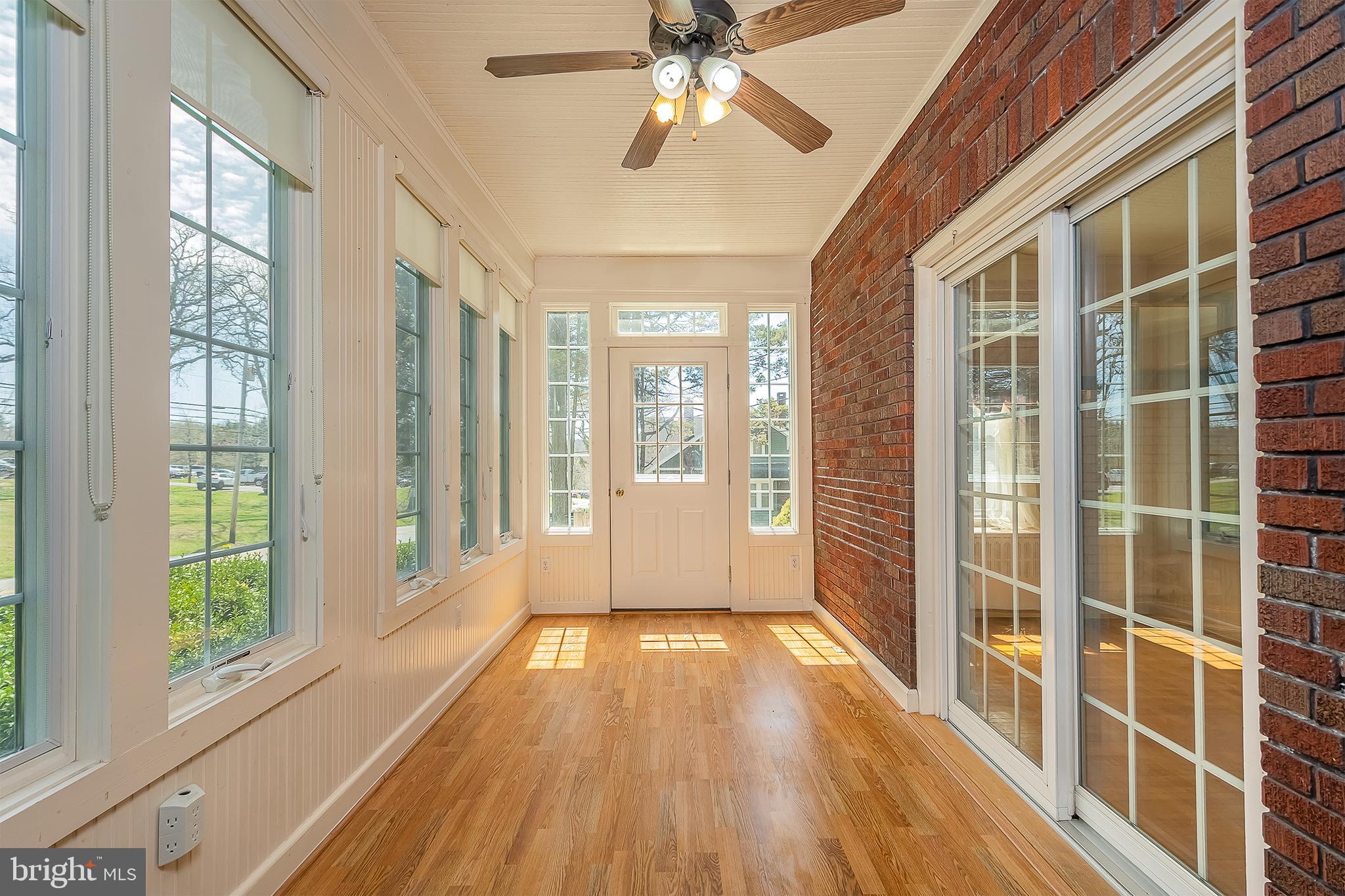 OAKLAND - Residential