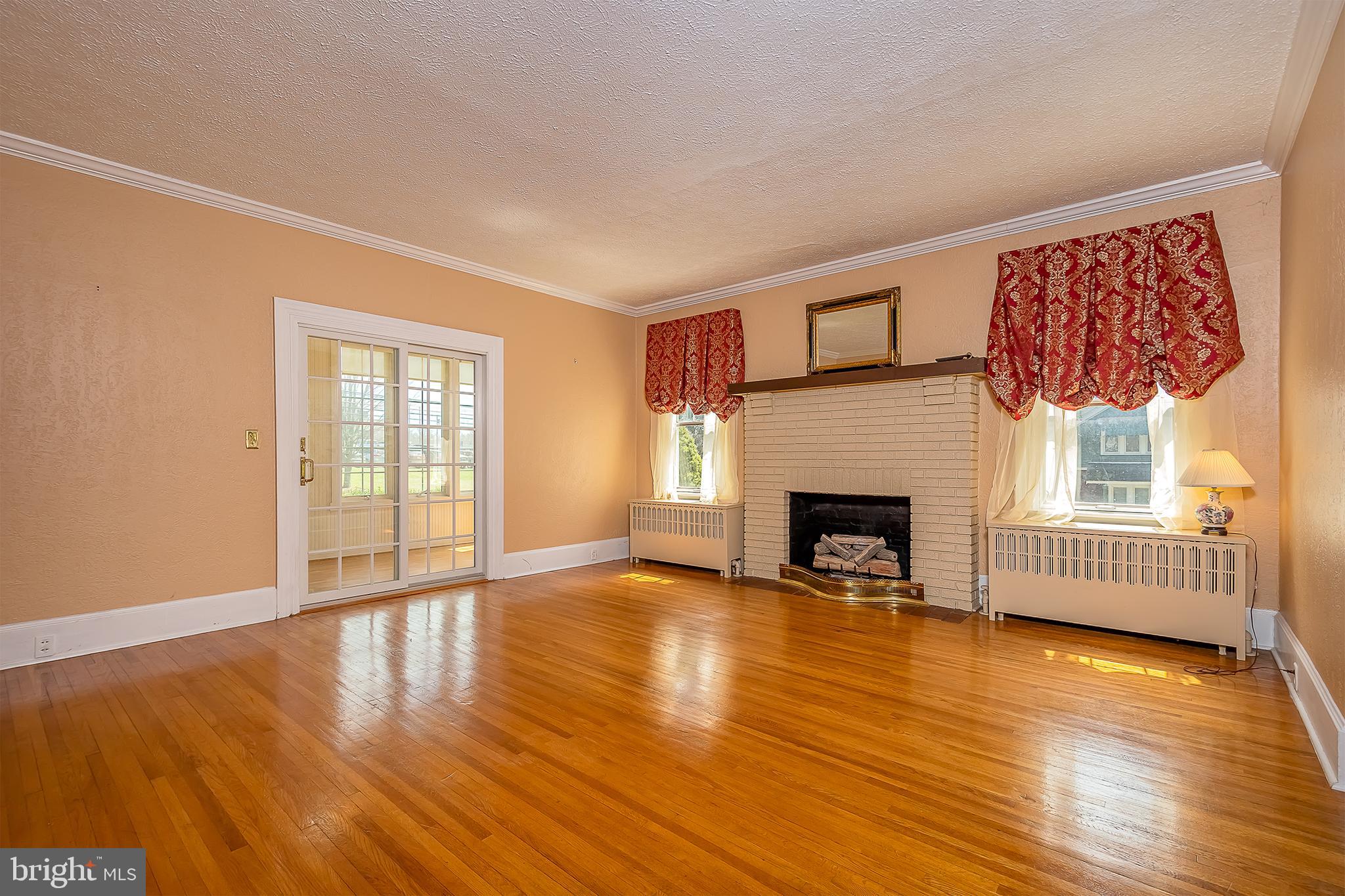 OAKLAND - Residential