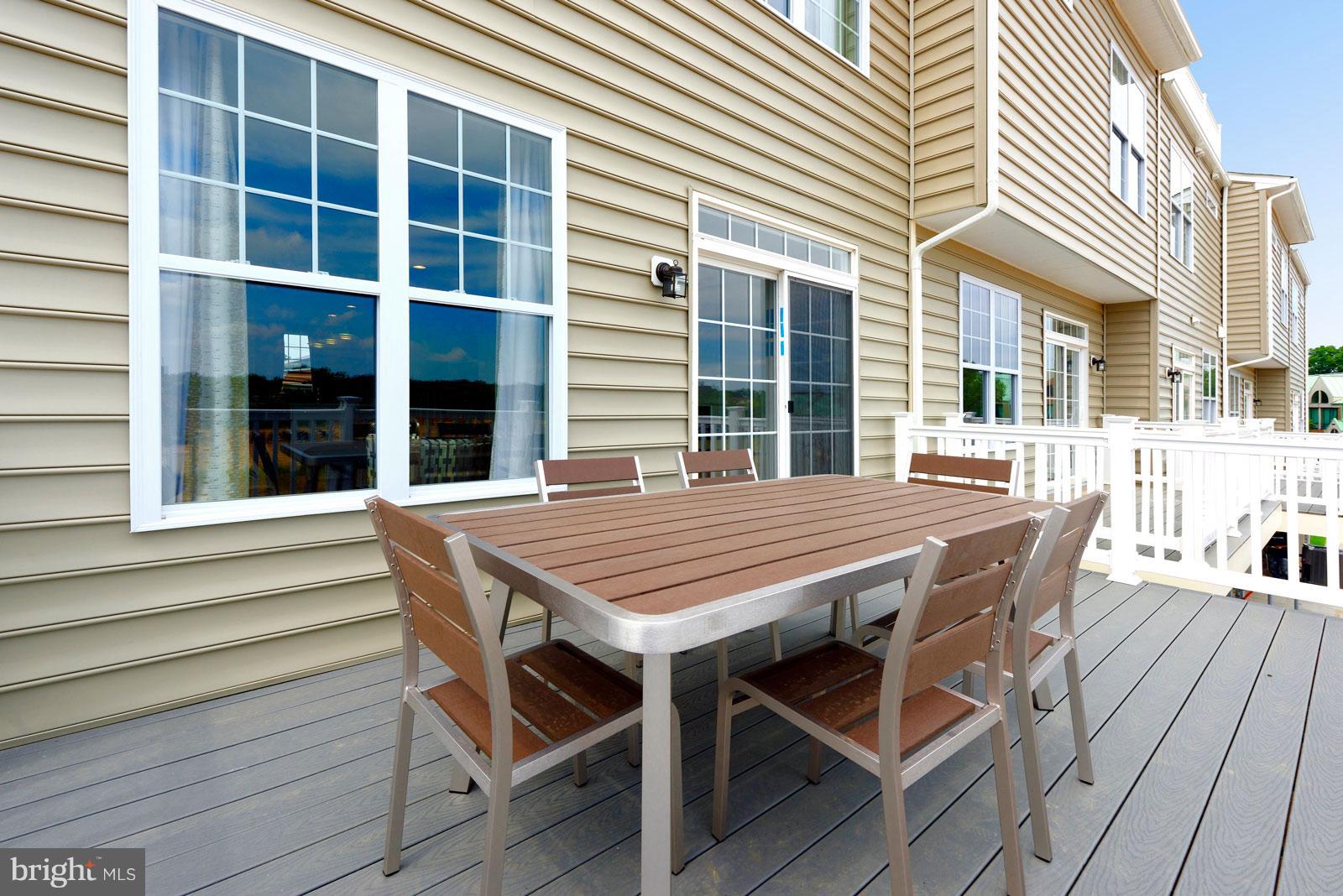 WOOD GLEN - Residential