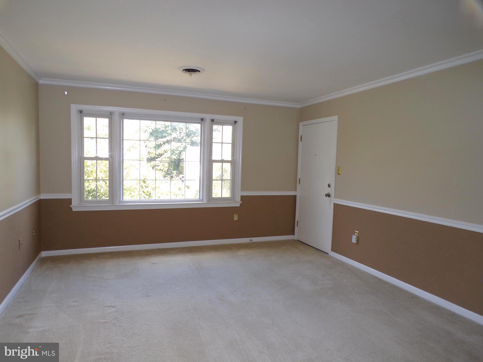 TWIN CREEK PLAZA - Residential