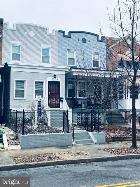 5209 5TH STREET NW WASHINGTON DC 20011