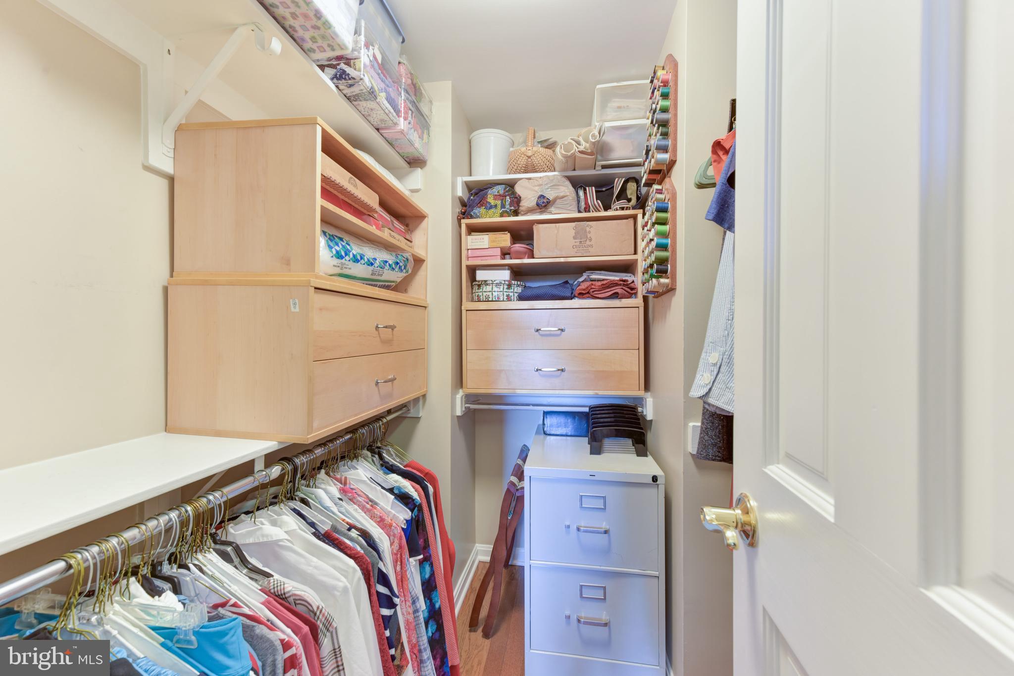 CRYSTAL GATEWAY - Residential