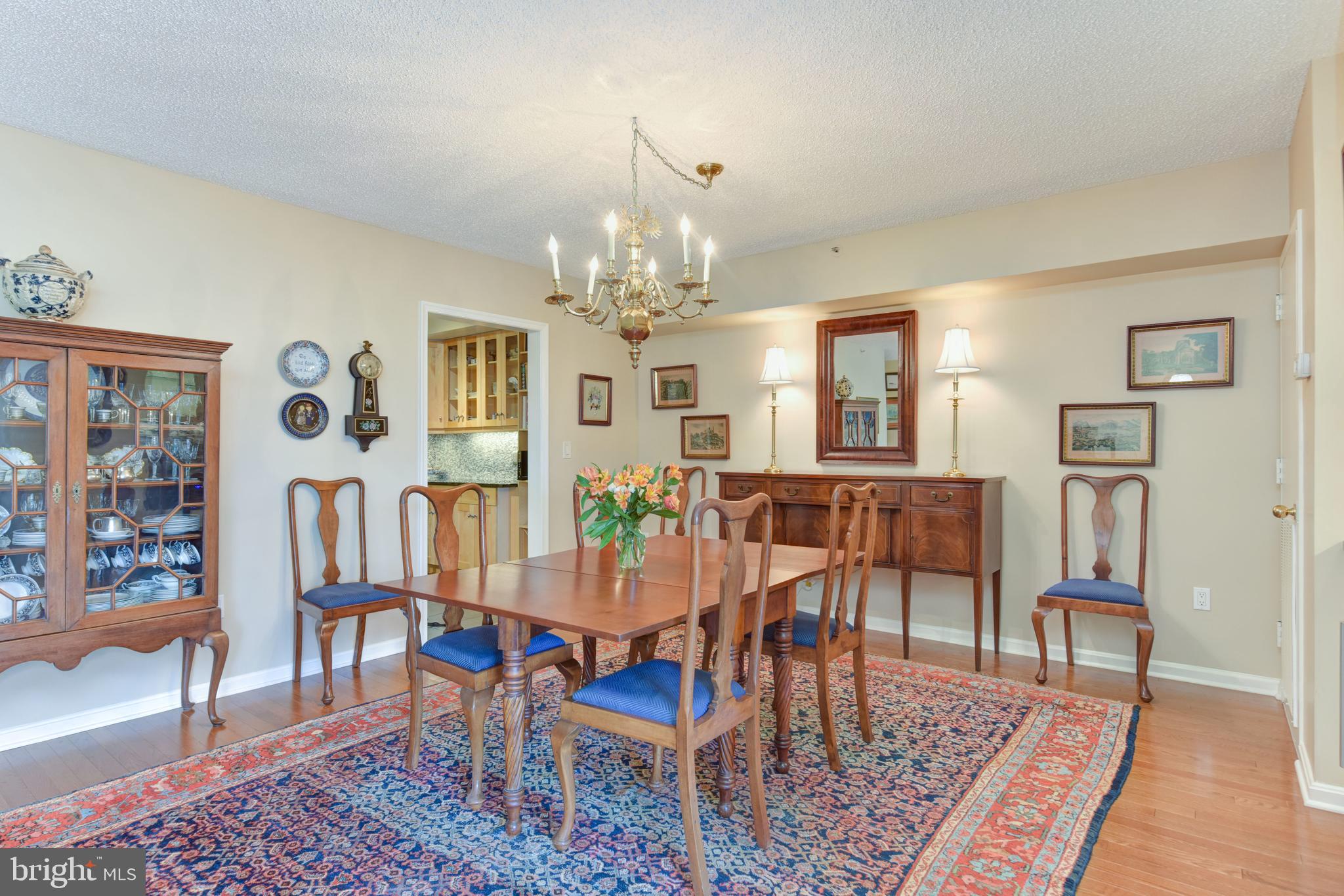 CRYSTAL GATEWAY - Residential