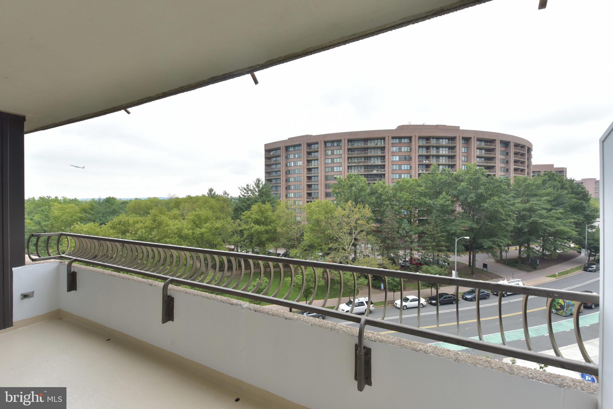 CRYSTAL GATEWAY - Residential