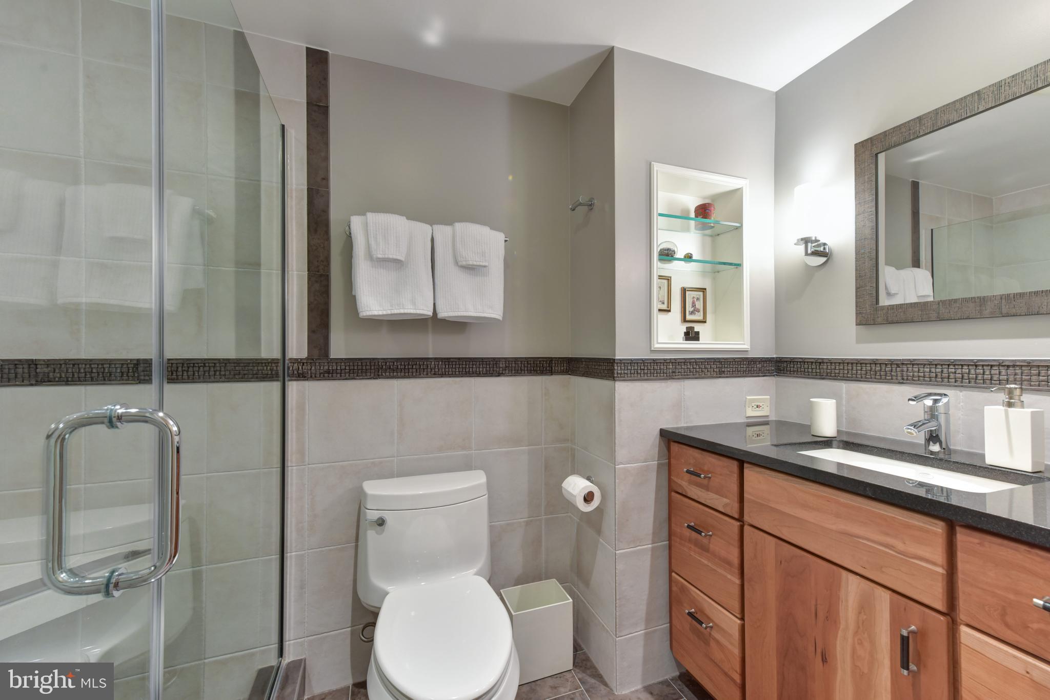 CRYSTAL GATEWAY - Residential