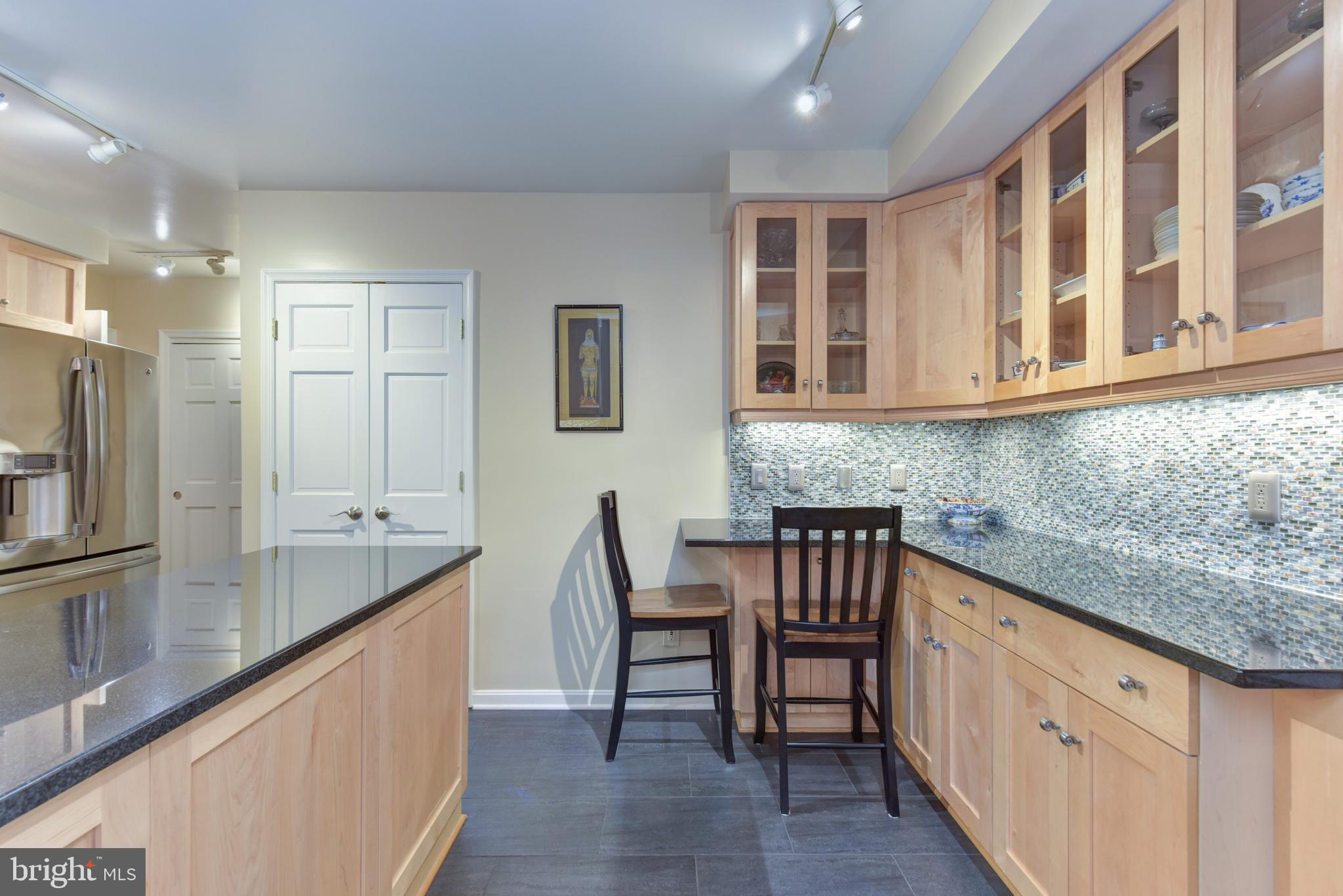 CRYSTAL GATEWAY - Residential