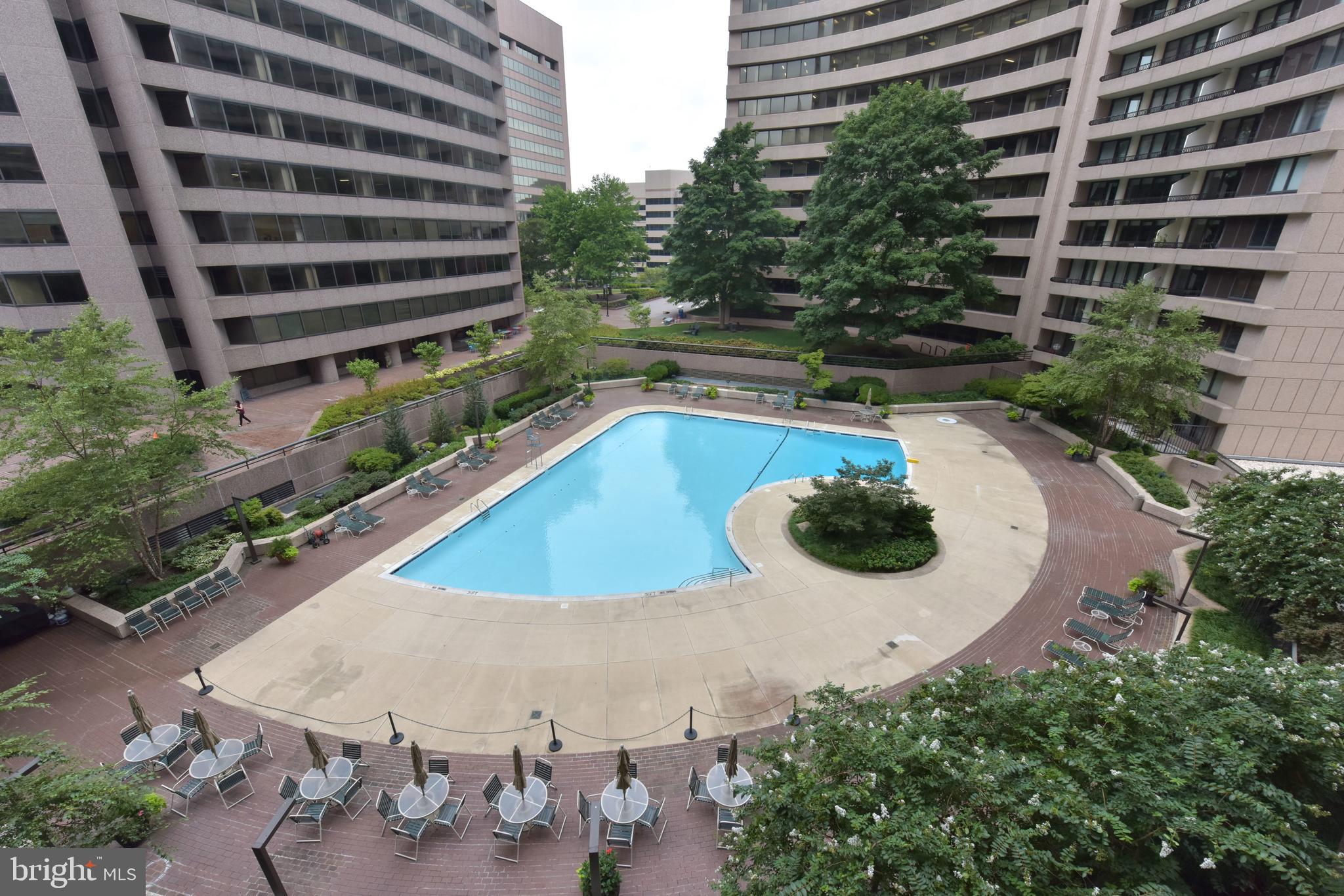 CRYSTAL GATEWAY - Residential