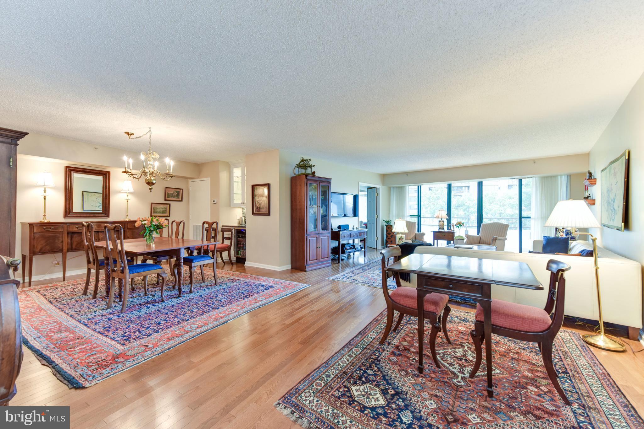 CRYSTAL GATEWAY - Residential