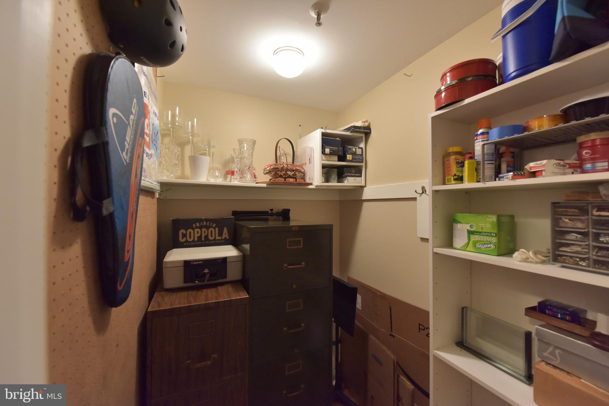 CRYSTAL GATEWAY - Residential