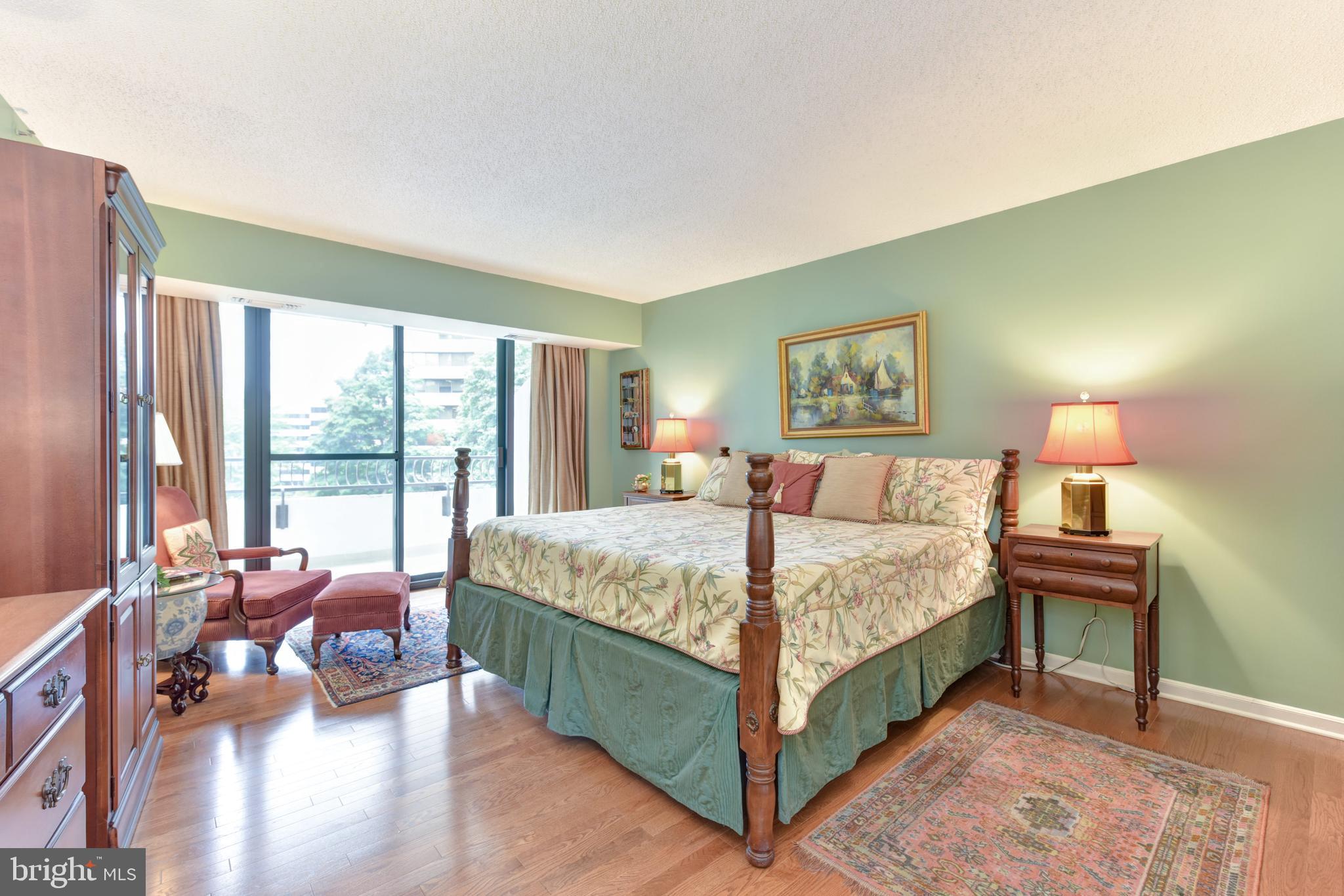 CRYSTAL GATEWAY - Residential