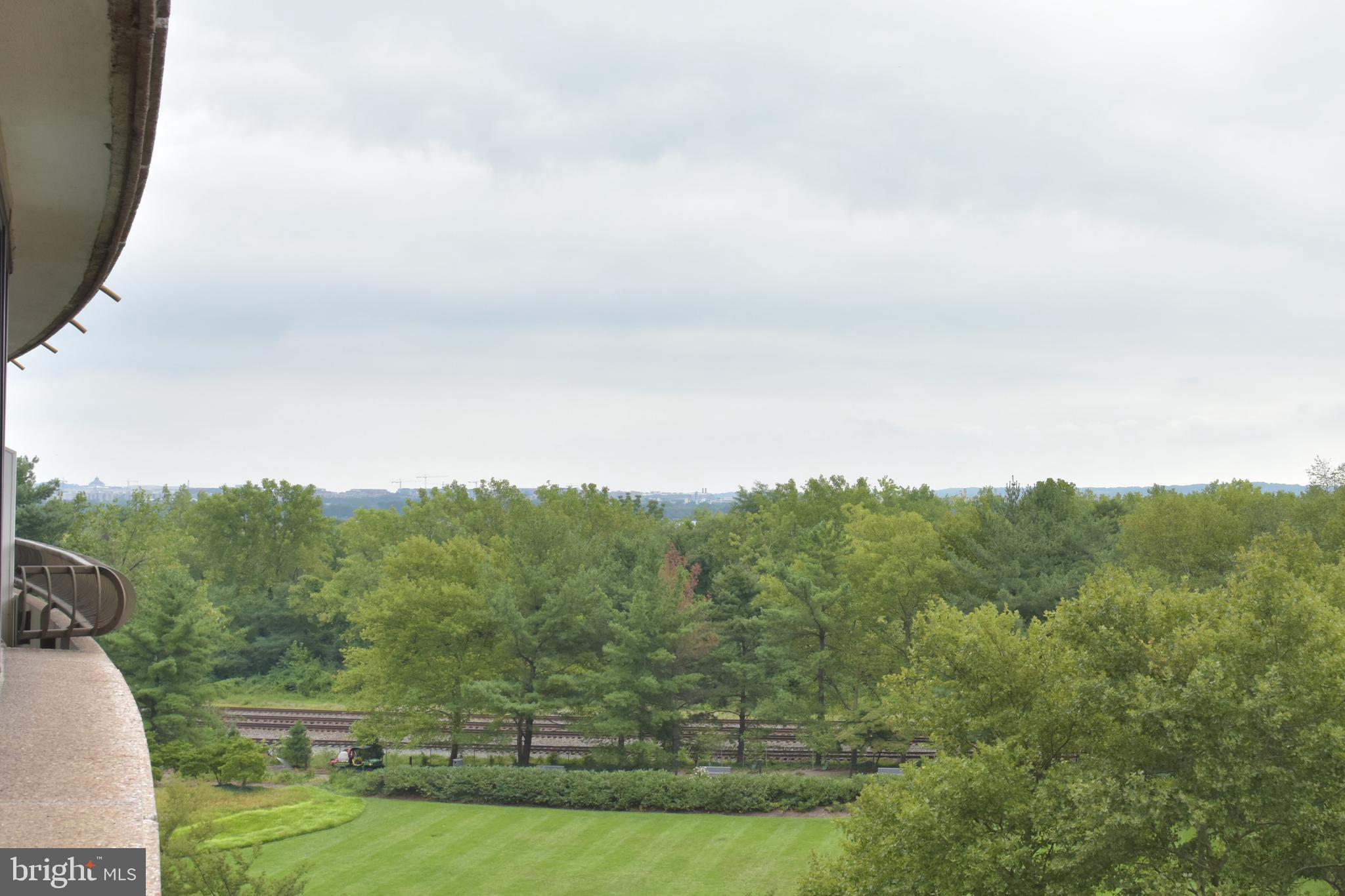 CRYSTAL GATEWAY - Residential