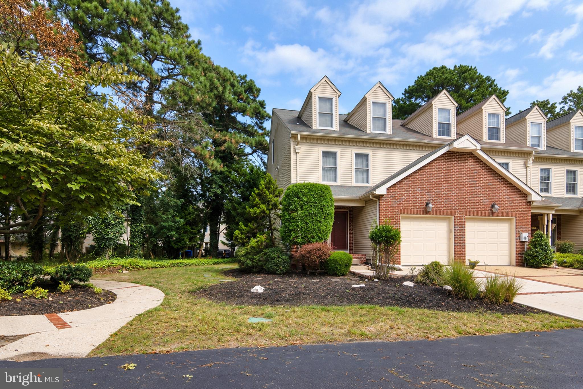 400 WILLIAMSBURG COURT