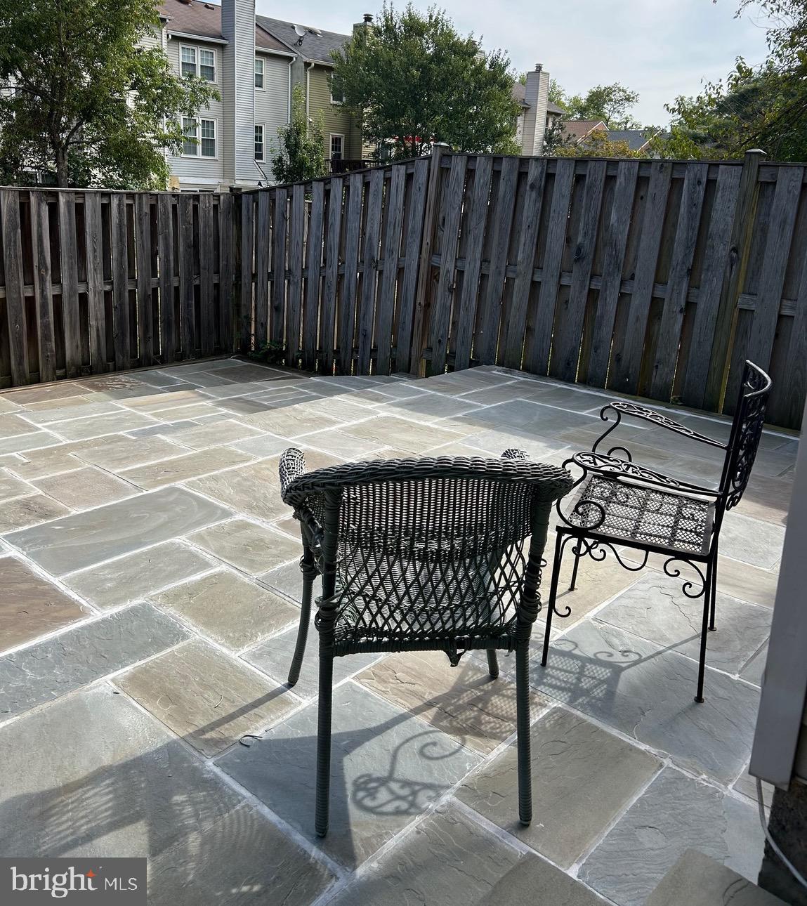 DUNN LORING VILLAGE - Residential