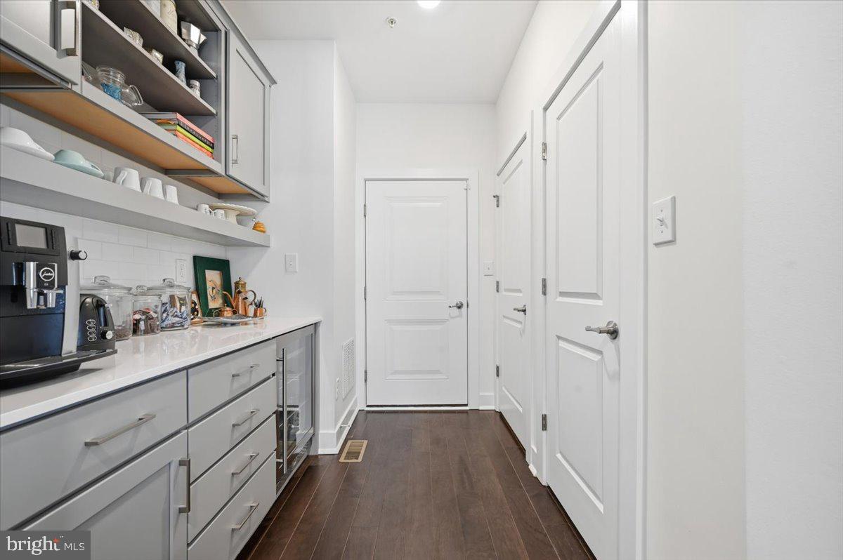 LOCHIEL FARM - Residential