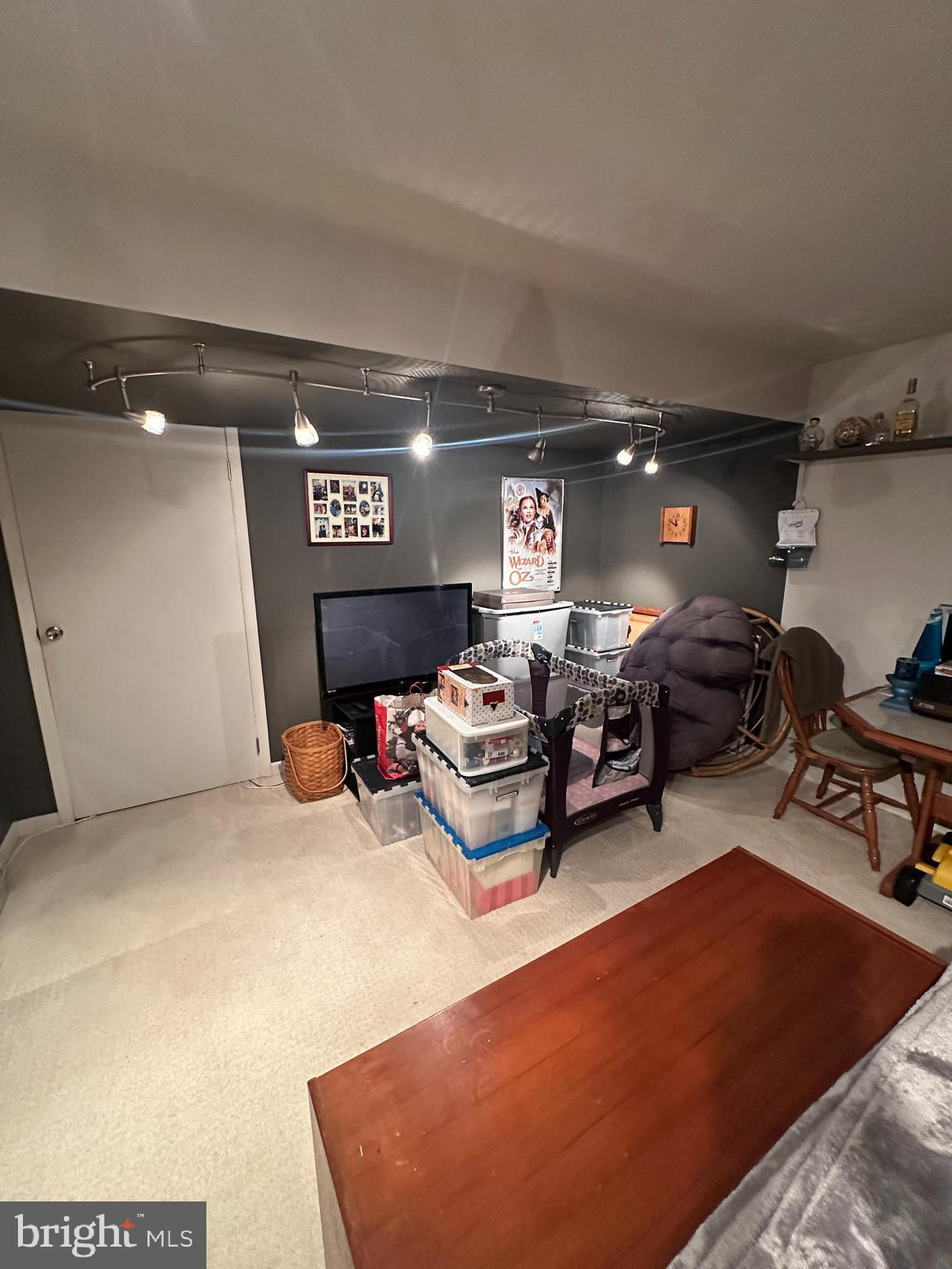 OAKHURST - Residential