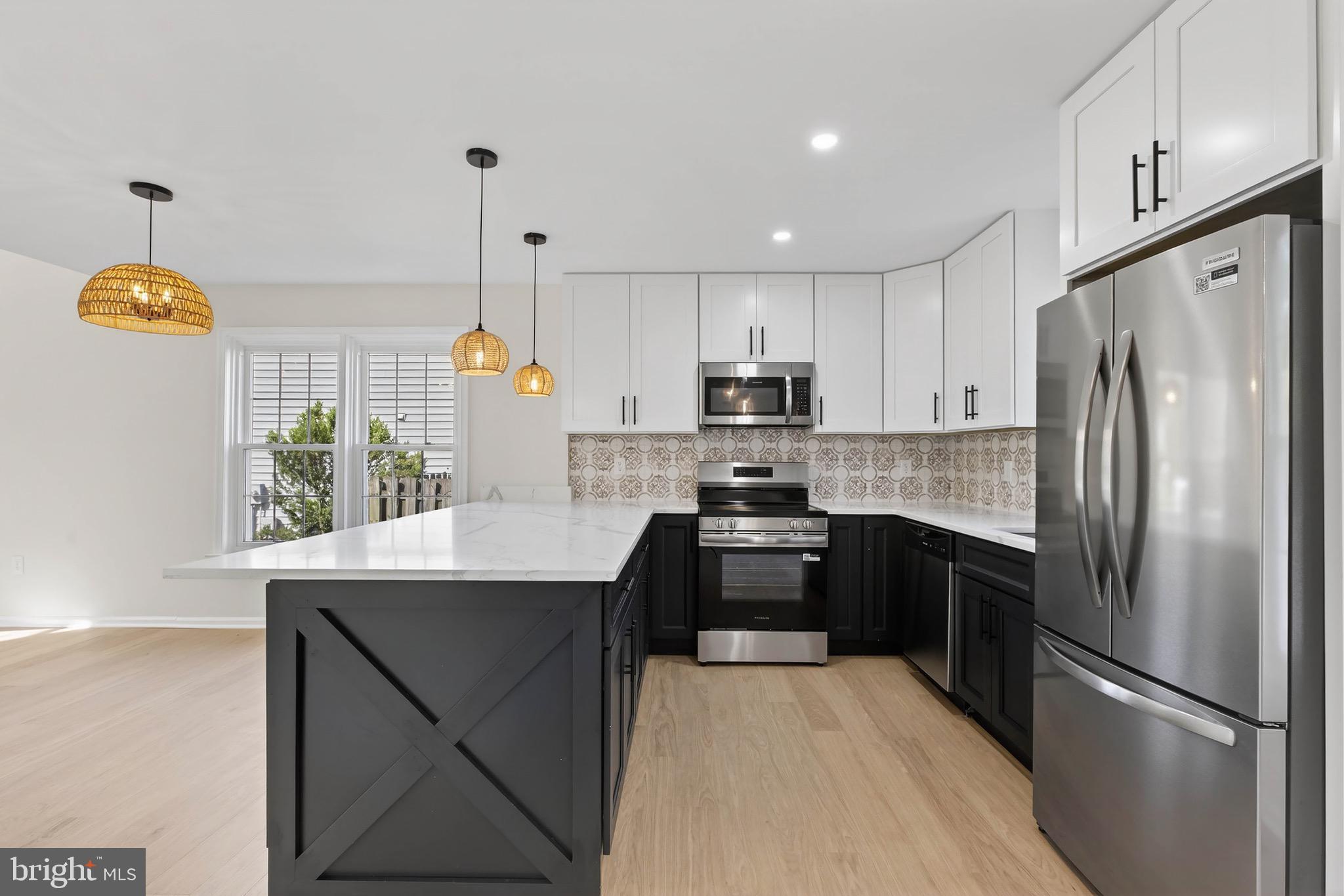 POTOMAC RIDGE - Residential