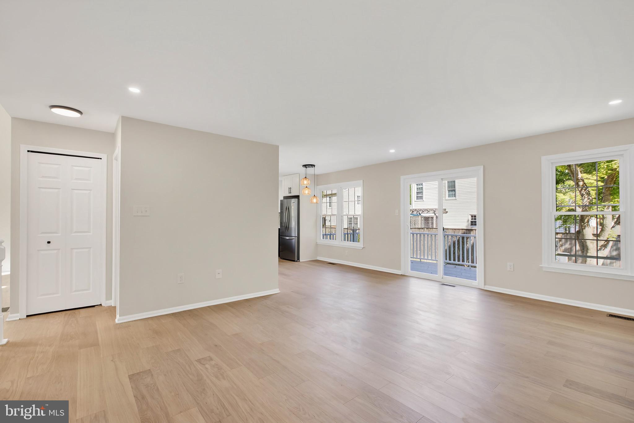 POTOMAC RIDGE - Residential