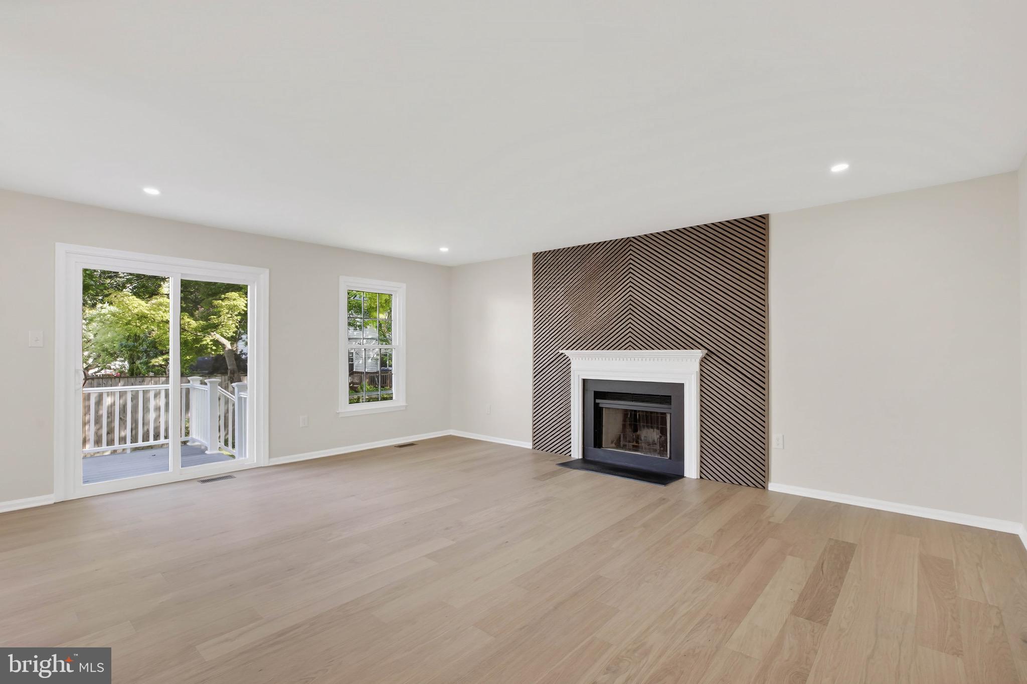 POTOMAC RIDGE - Residential