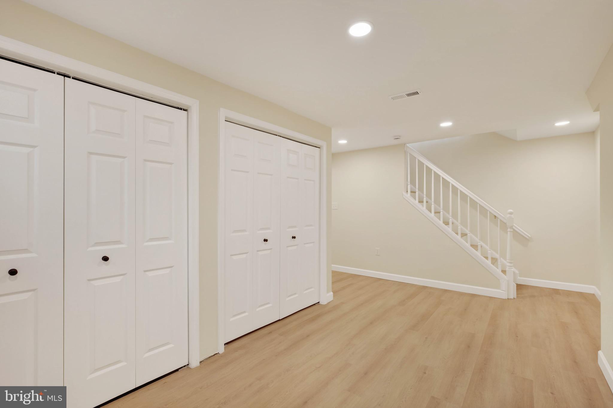 POTOMAC RIDGE - Residential